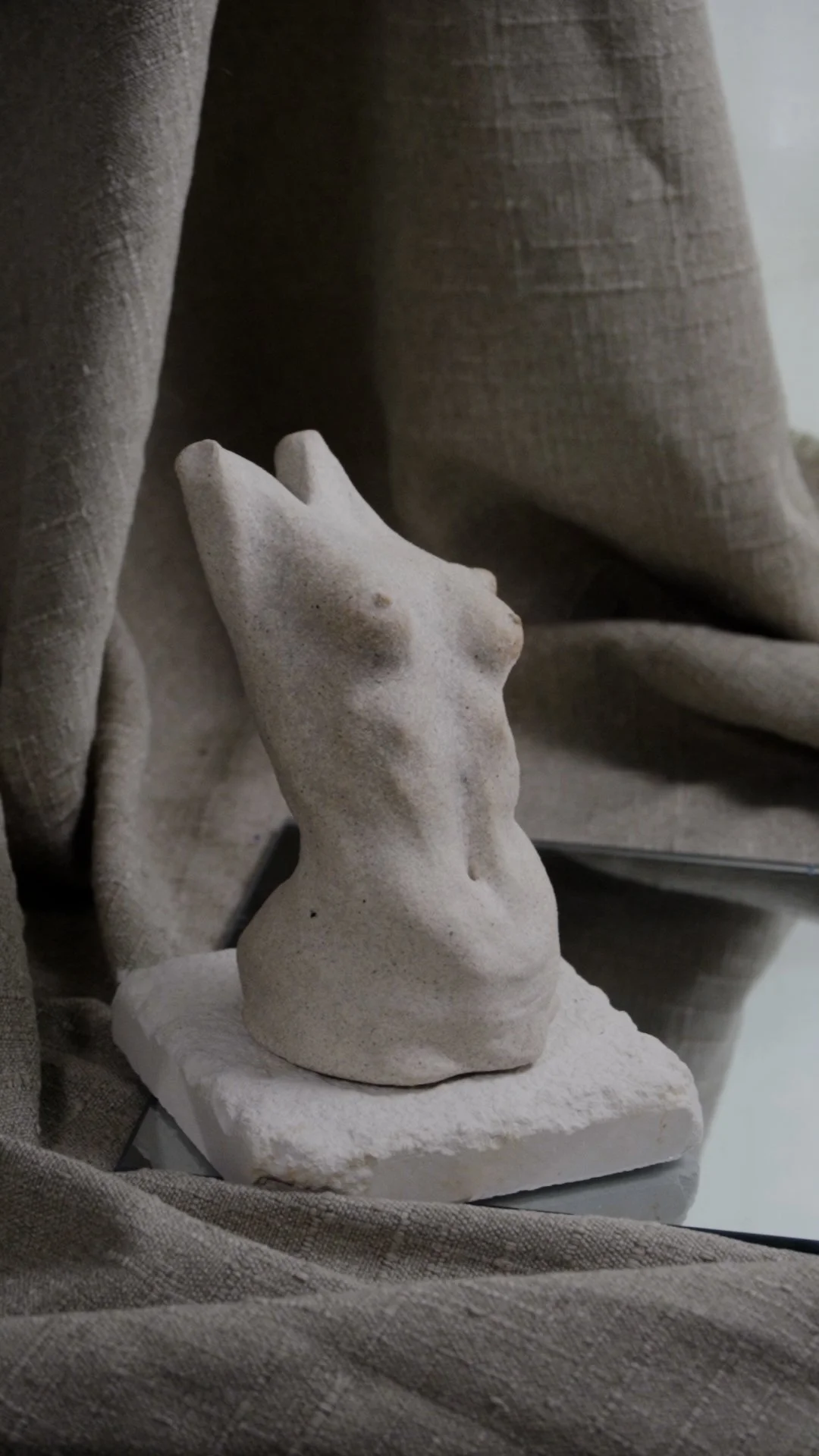 studiojii-memory of woman-stretcher-04 .jpg