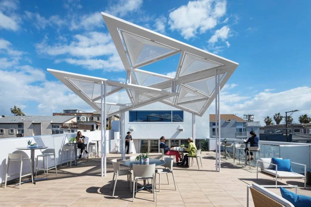 Interior-Design-Belzberg-Architects-BAR-Center-at-the-Beach-Los-Angeles-idx220901_ba10-1024x683.jpg