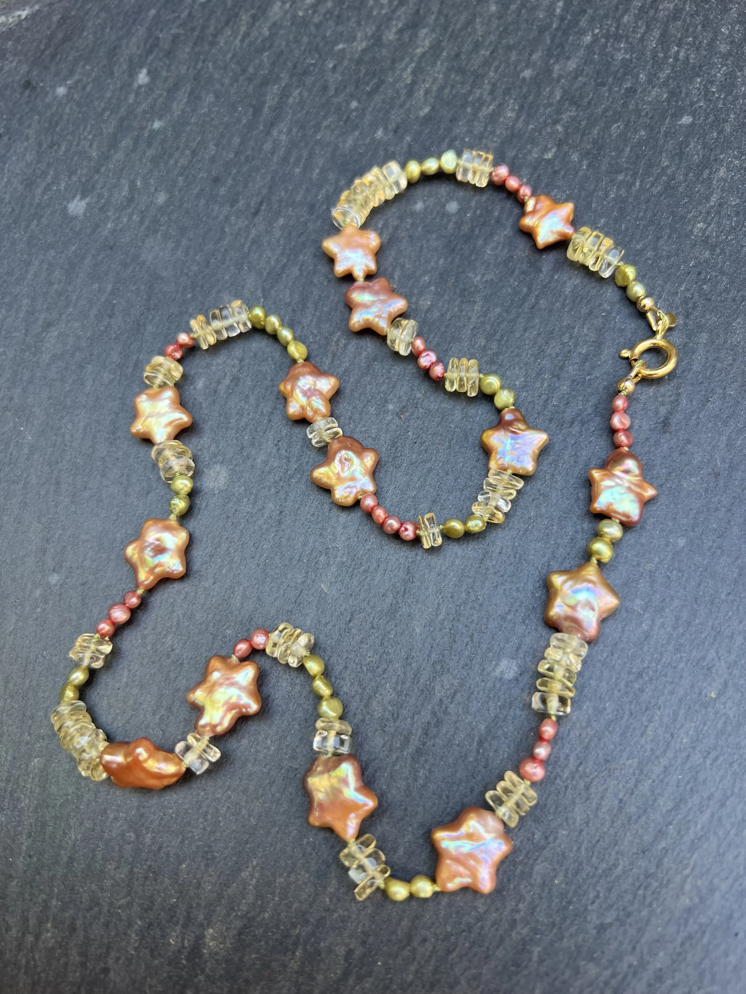Sterretjes ketting 3.jpeg