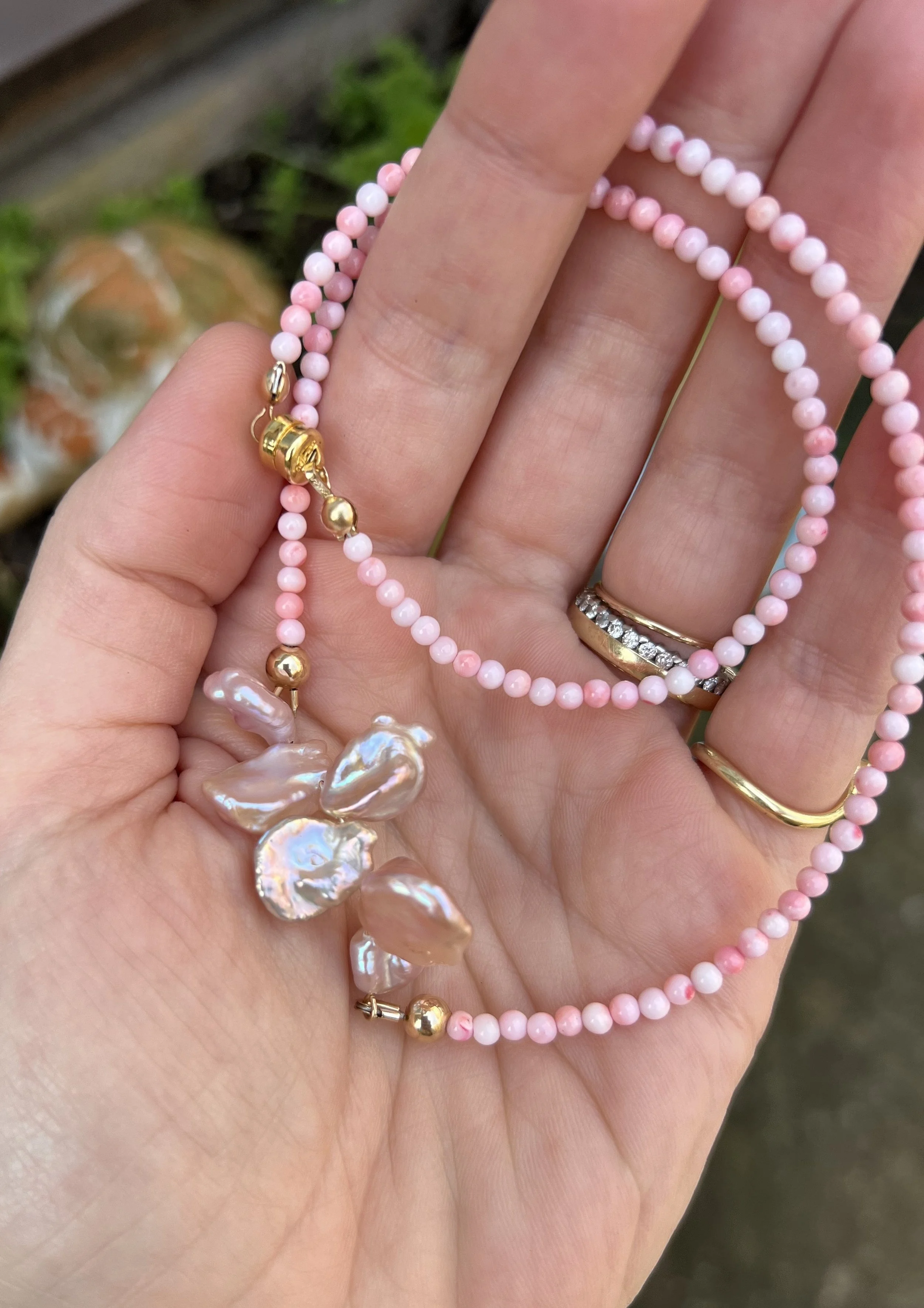 Ketting petal parels 4.jpeg