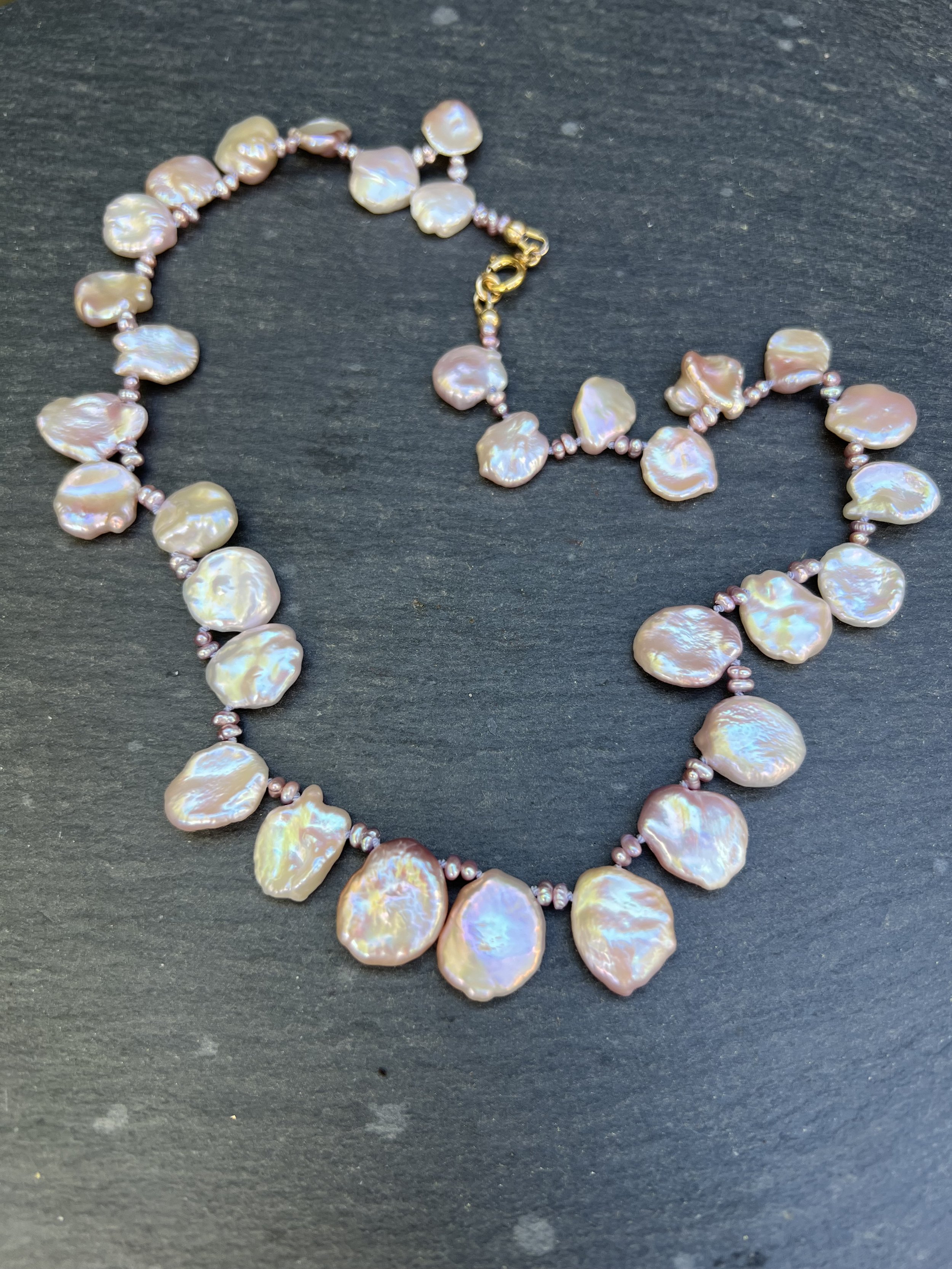 Keshi sakura ketting 1.jpeg