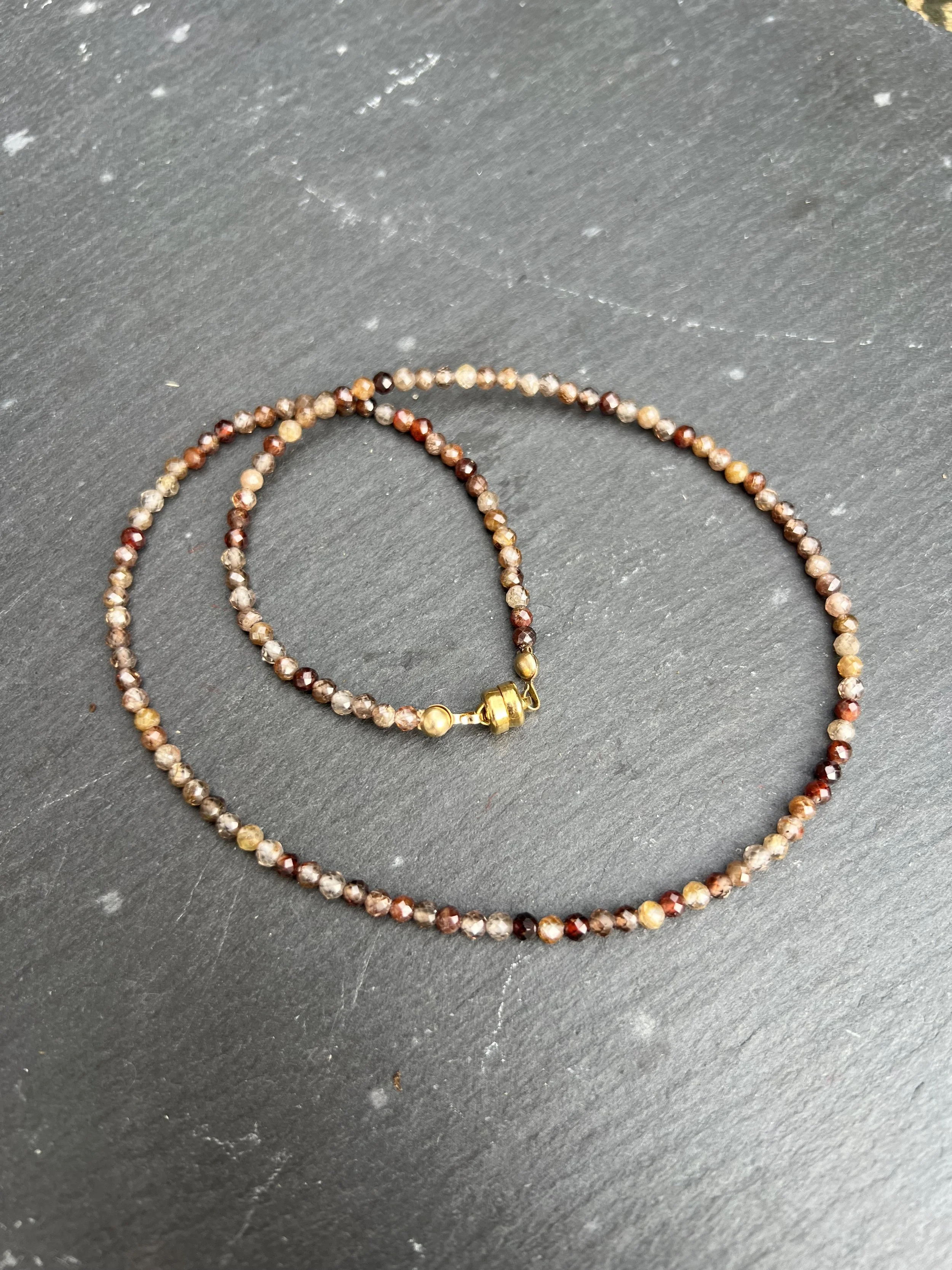 Ketting zirkoon 1.jpeg