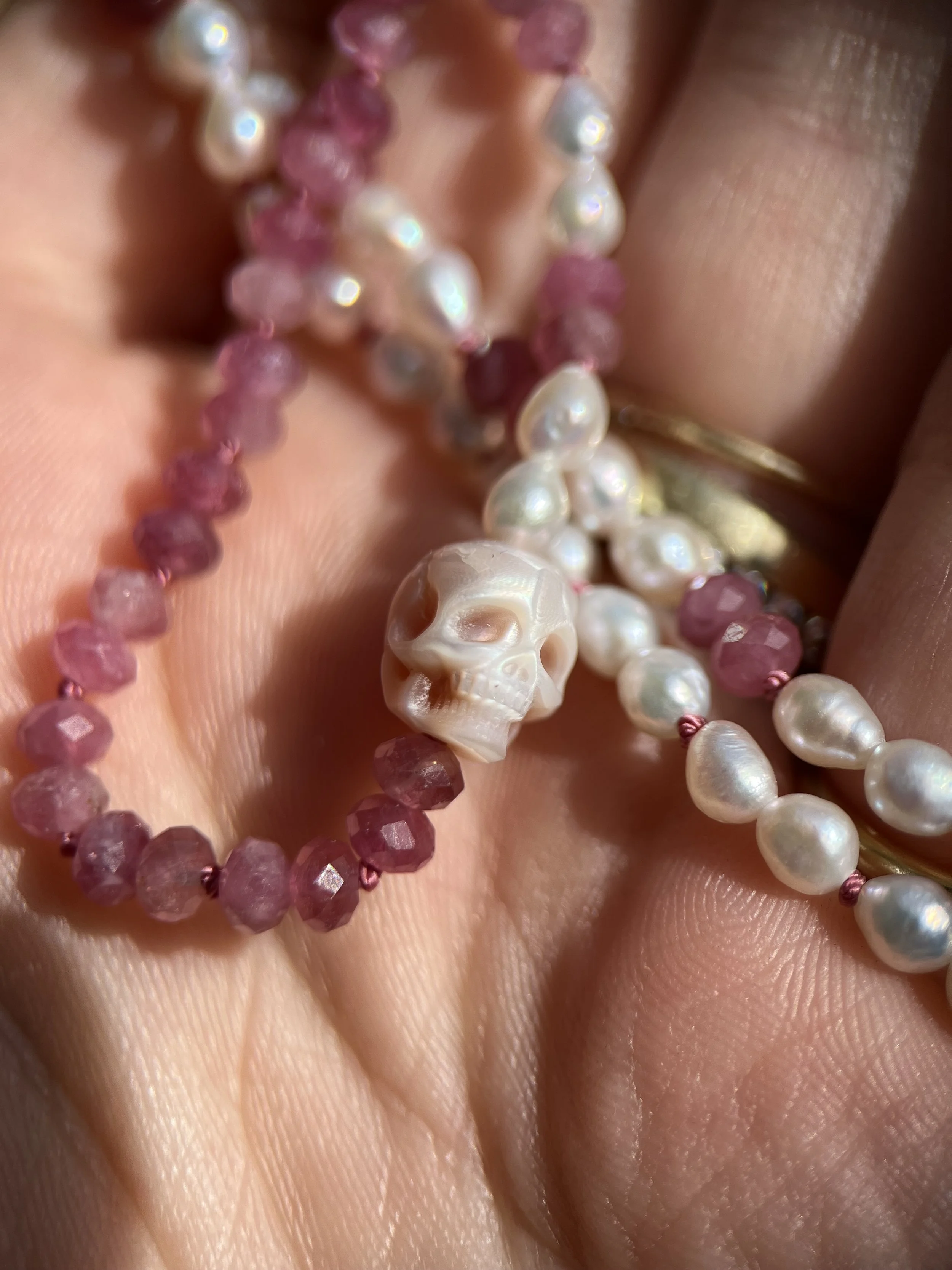 Toermalijn schedel 7.jpeg