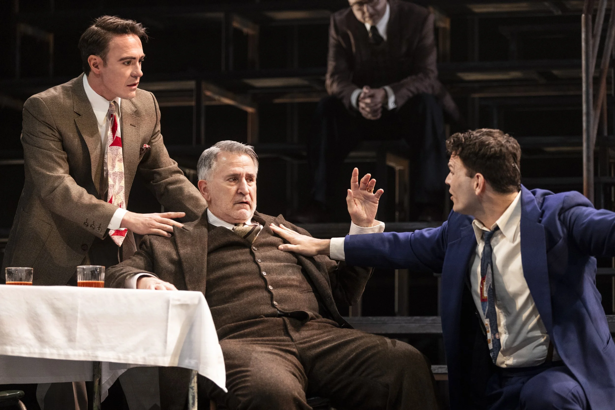 DeathOfASalesman_Sydney_ImageBrettBoardman_017807.jpg