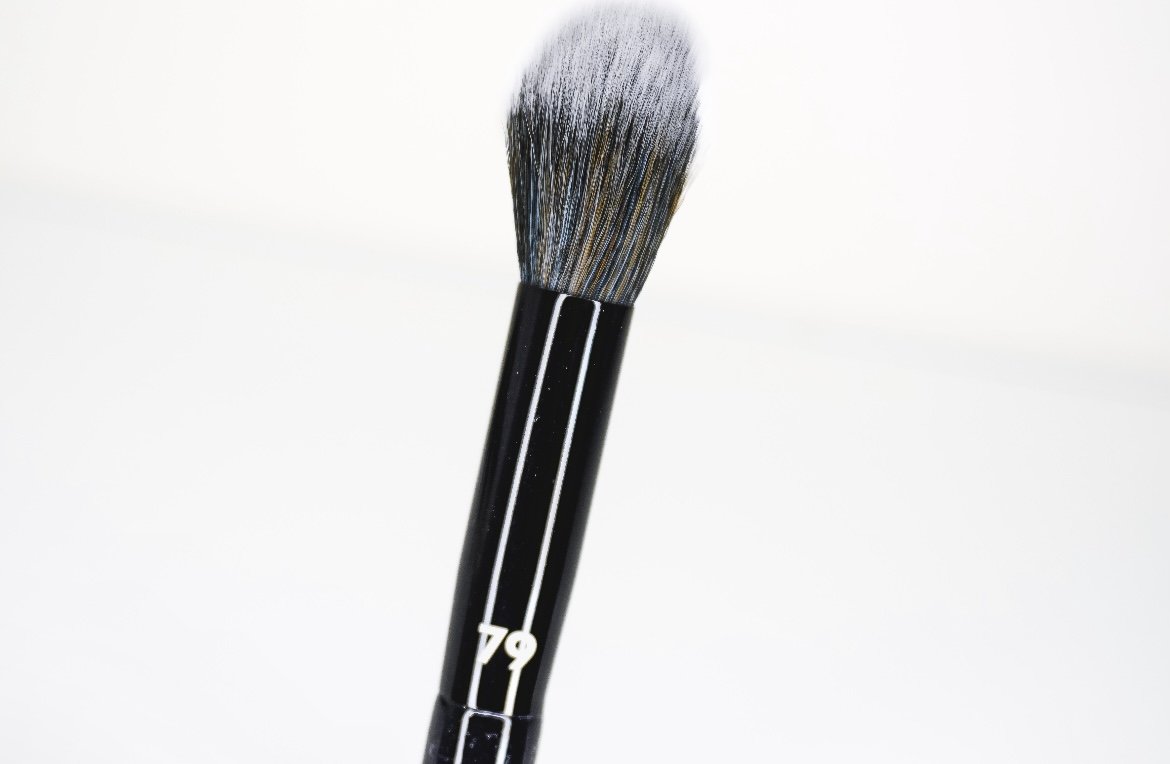 Powder Diffusing Brush #79
