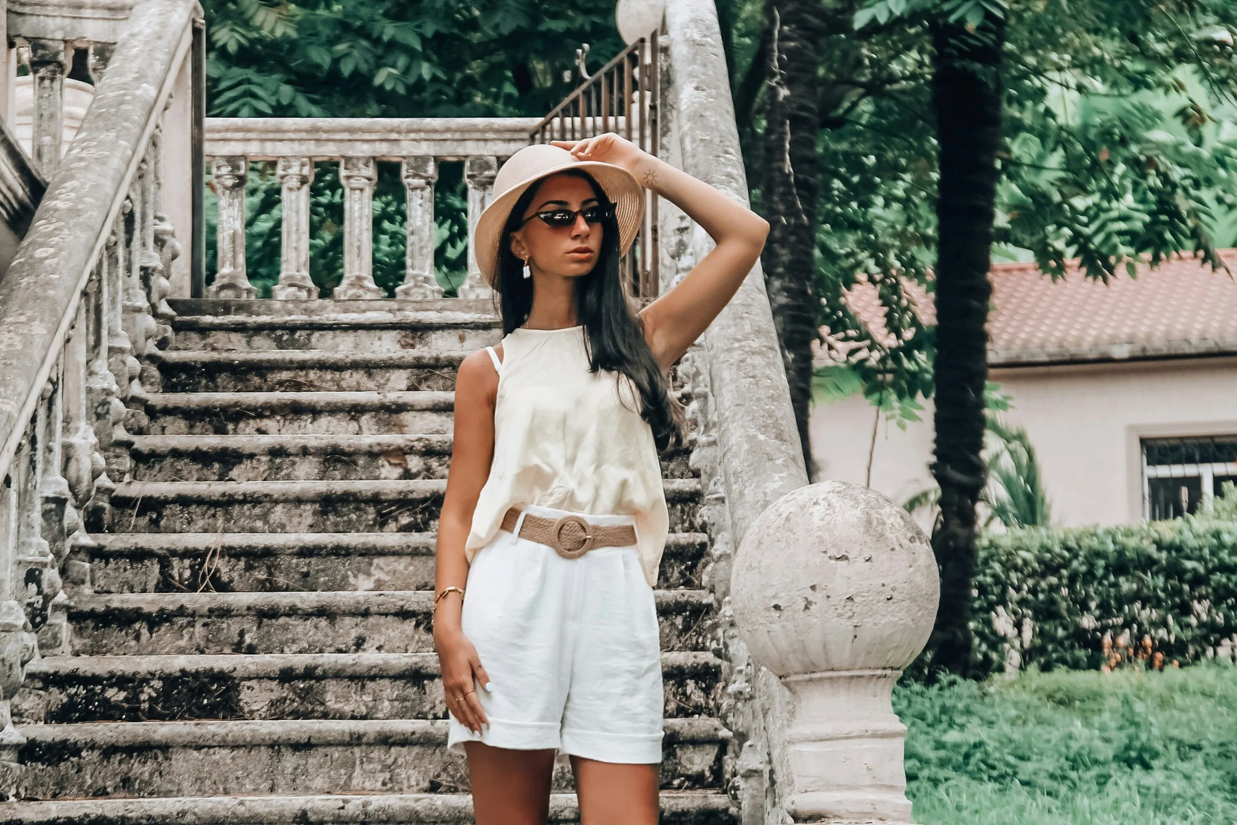 ana-itonishvili-9eDK_TpHklA-unsplash.jpg