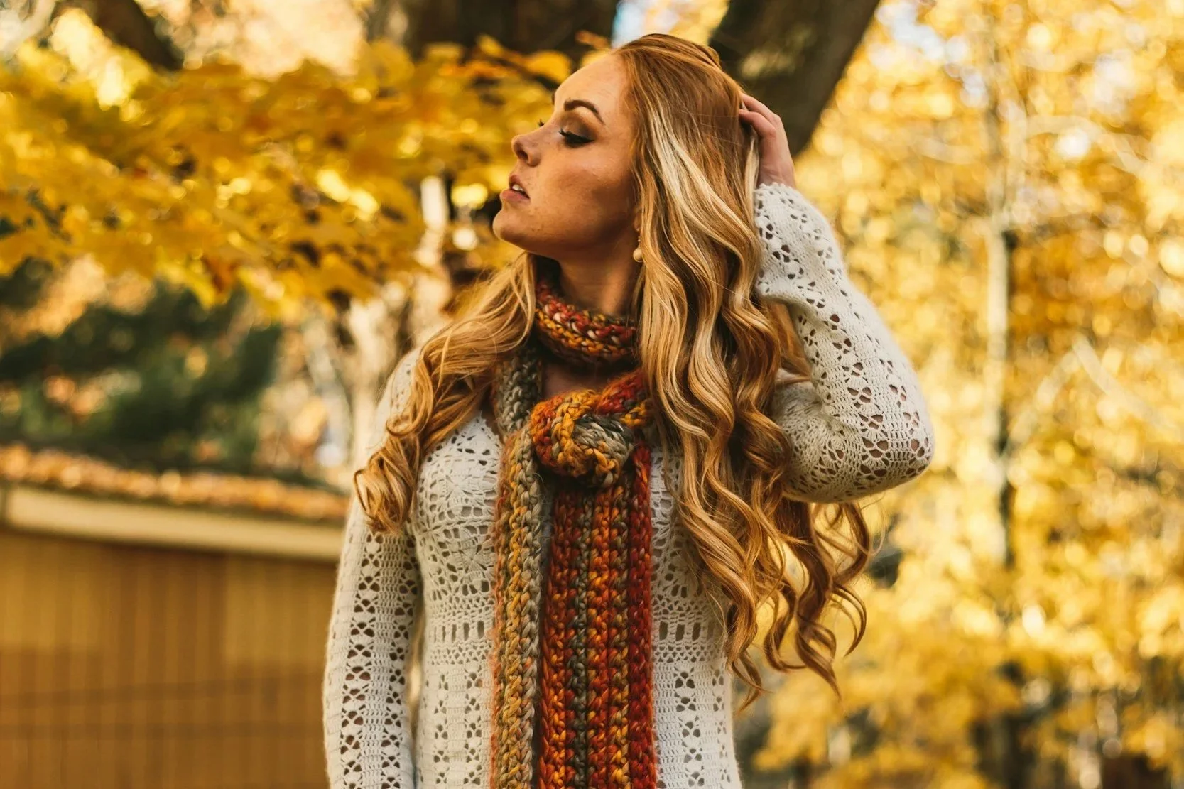 Fall Hair: The Hairstyles, Accessories &amp; Styling Tricks to Try This Season