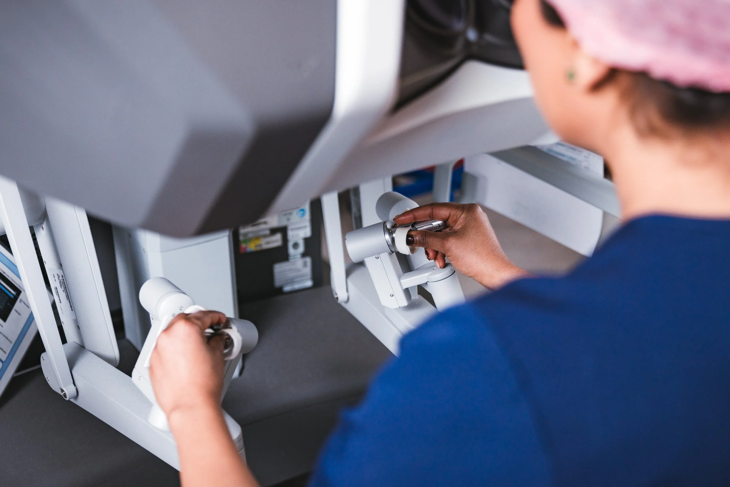 Robotic Surgery Training: What It Involves and What Patients Should Ask