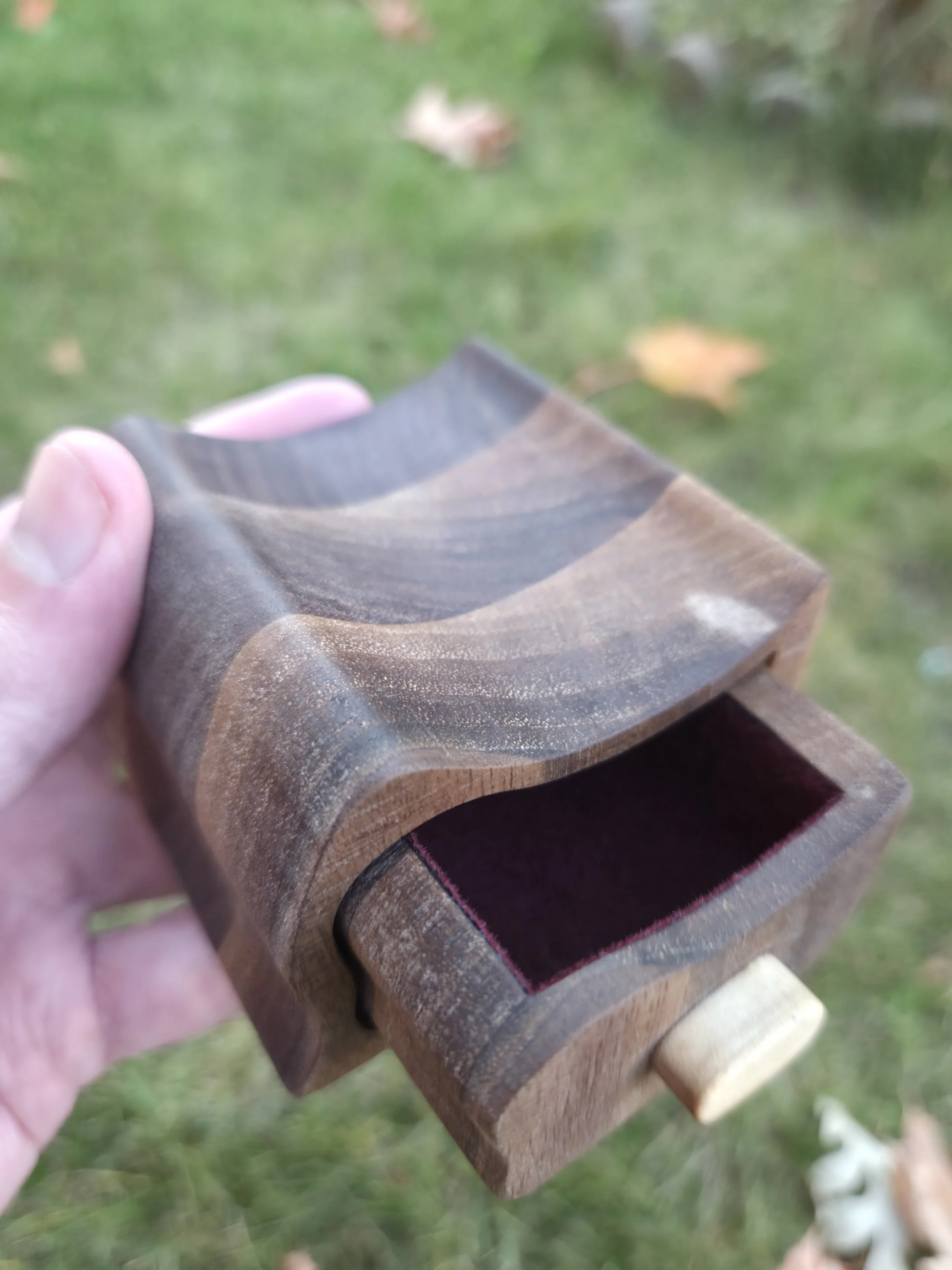 Wooden keepsake box