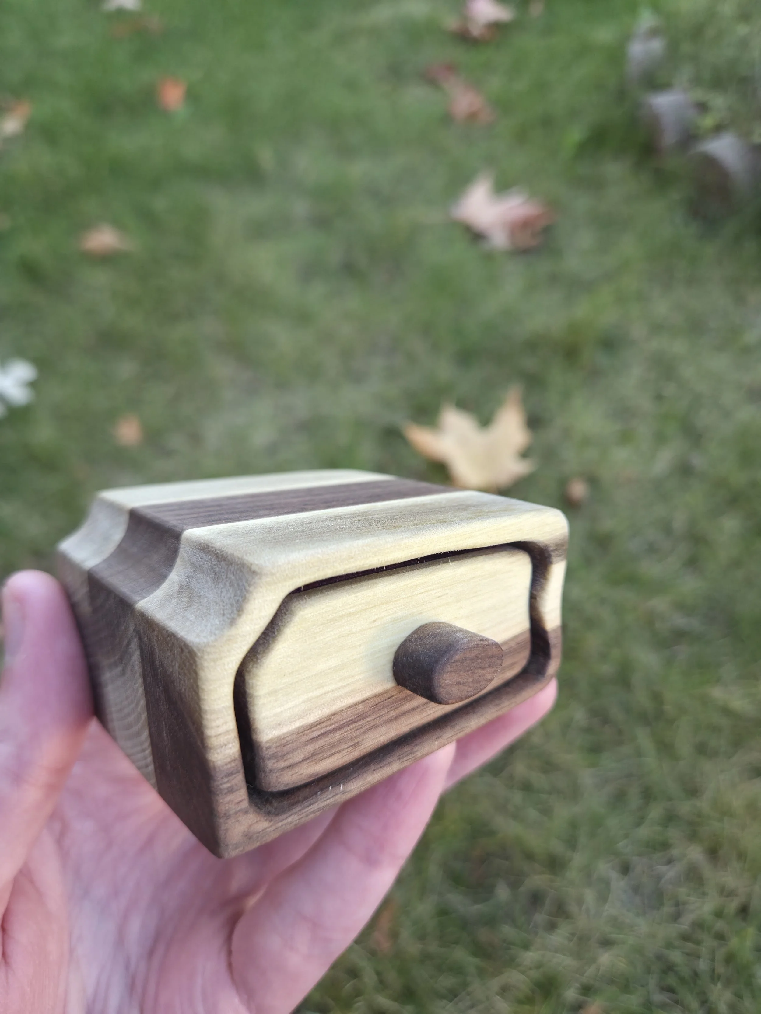 Wooden keepsake box