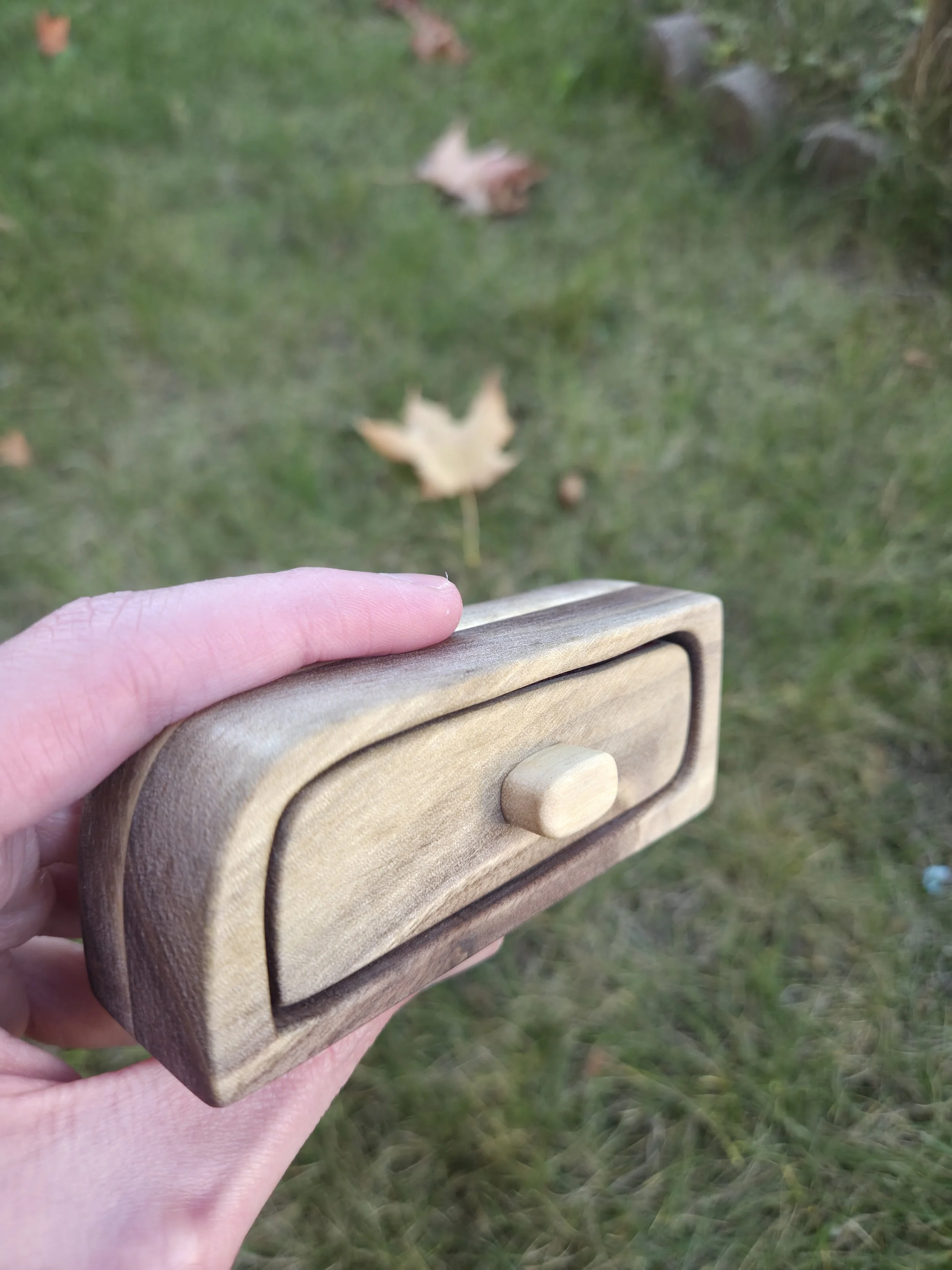 Wooden keepsake box