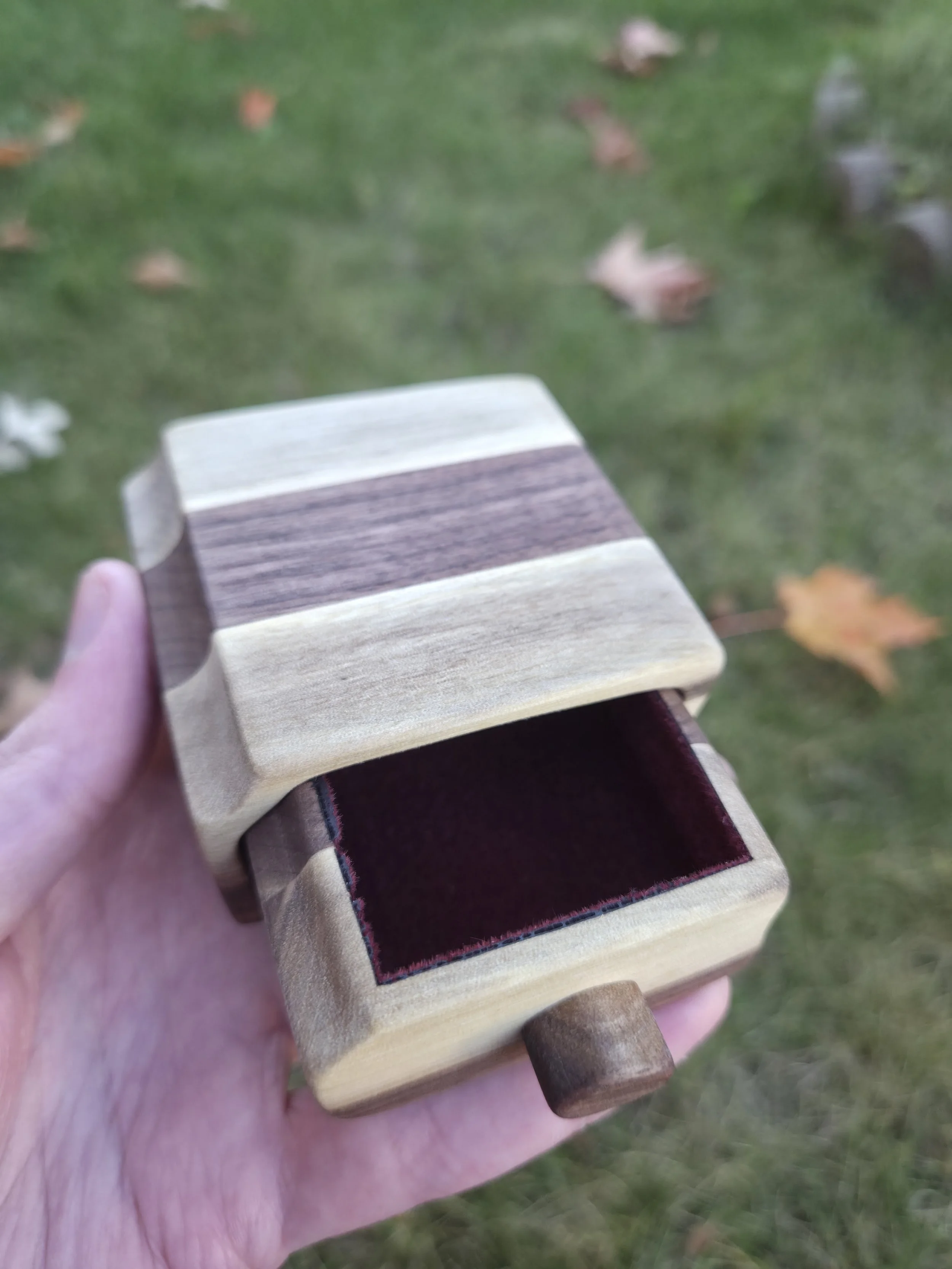 Wooden keepsake box
