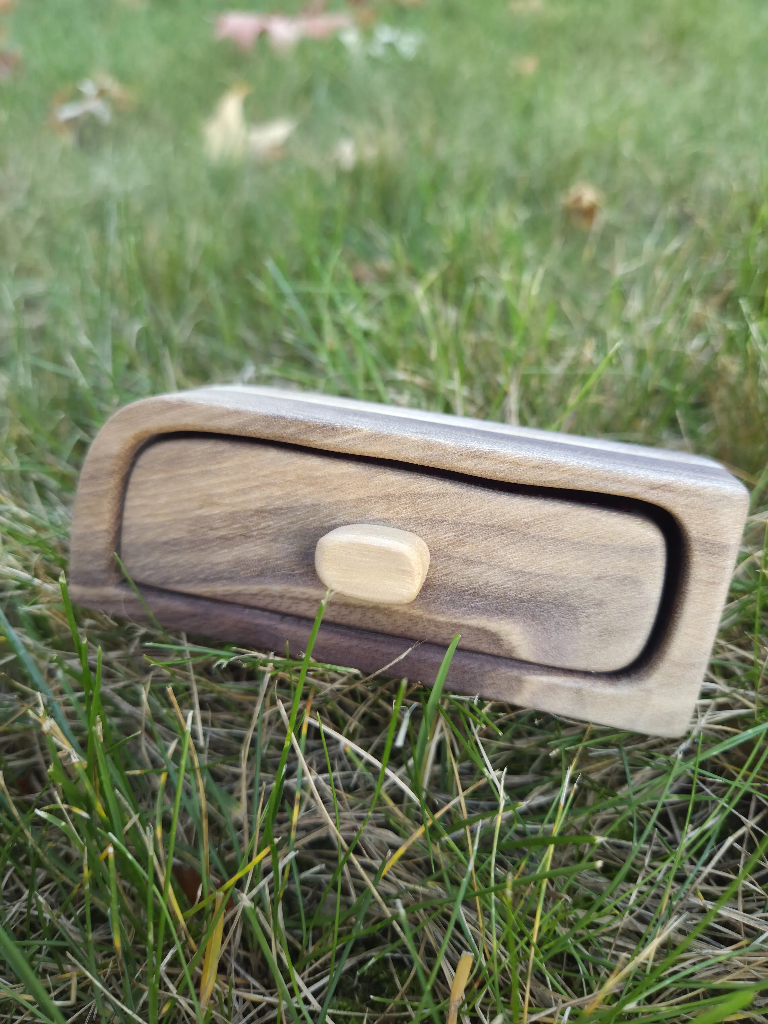 Wooden keepsake box