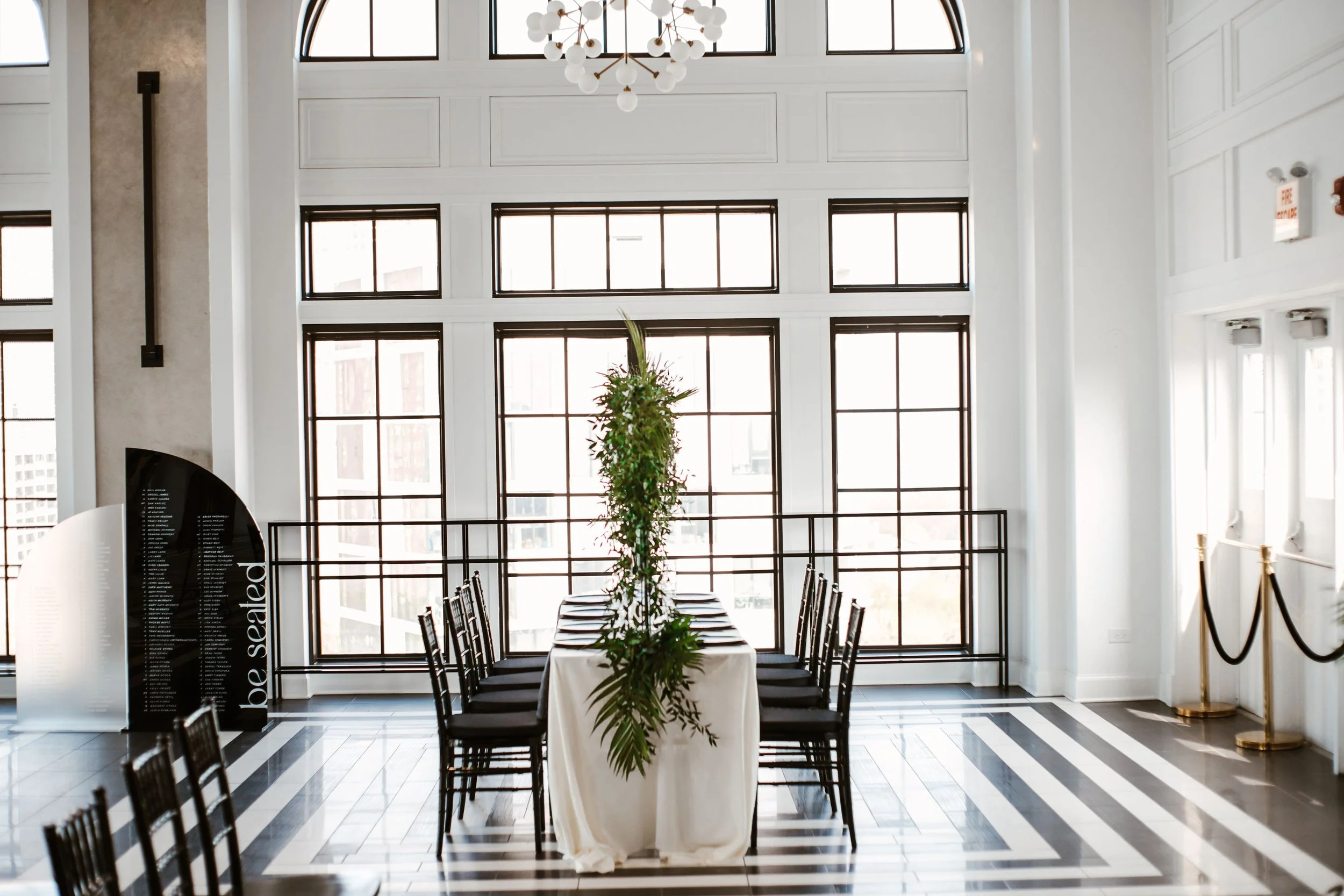 Charla Dee Photos Grand Rapids Chicago Detroit Destination Wedding Photographer Penthouse Hyde Park 9.jpg