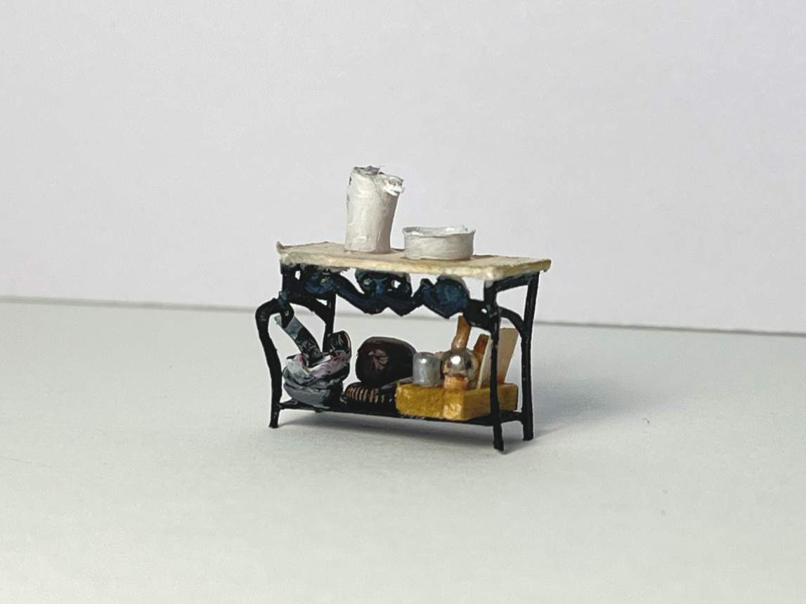 1:48 SCALE
