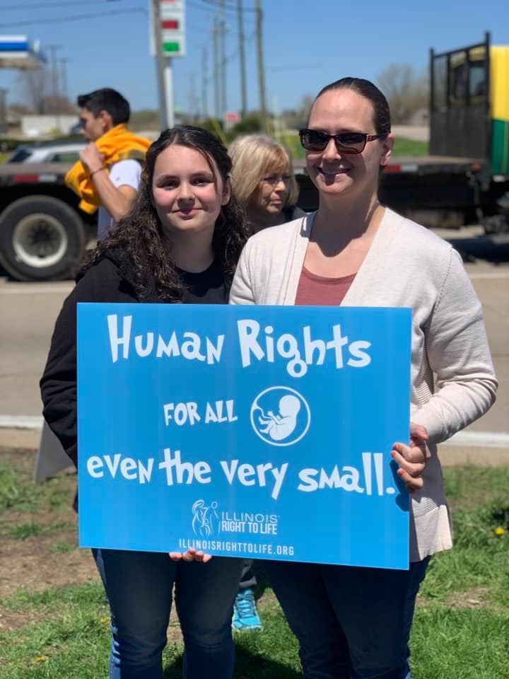 Hundreds join End Roe Rally on May 7!