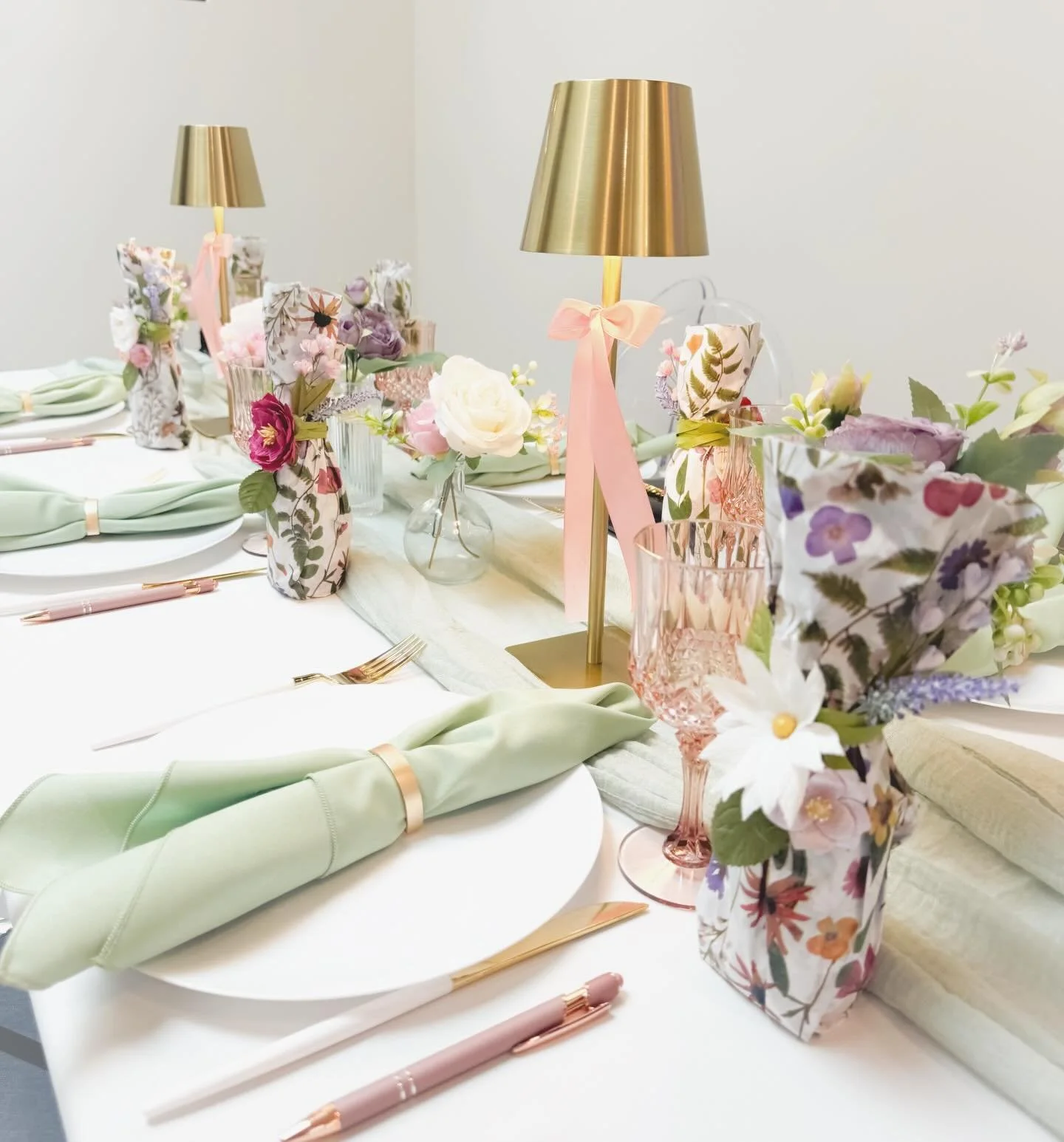 A beautiful Sunday at The Huntington Loft 🤍

We loved hosting this special PTA brunch for the church community&mdash;bringing everyone together for a morning of connection, thoughtful details, and incredible Greek cuisine.

Moments like these are wh