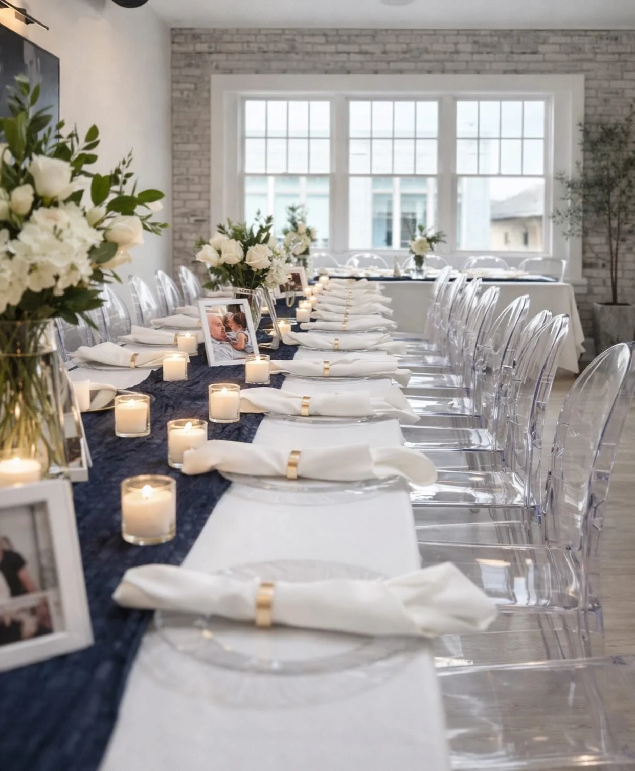 a celebration of life, love, and remembrance 🤍

grateful to be a part of moments like these. 

#thehuntingtonloft #celebrationoflife #longislandevents #intimategatherings #gatherandcelebrate