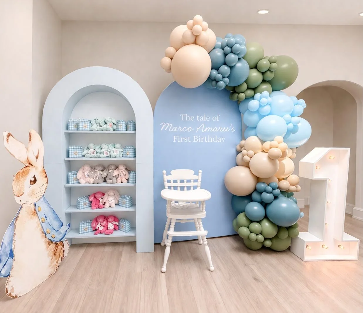 a little storybook moment at The Huntington Loft 🐰✨

soft blues, earthy tones, and the sweetest first birthday setup

it&rsquo;s these kinds of celebrations that make the space feel extra special 

Venue &amp; backdrop @thehuntingtonloft 
Balloons @