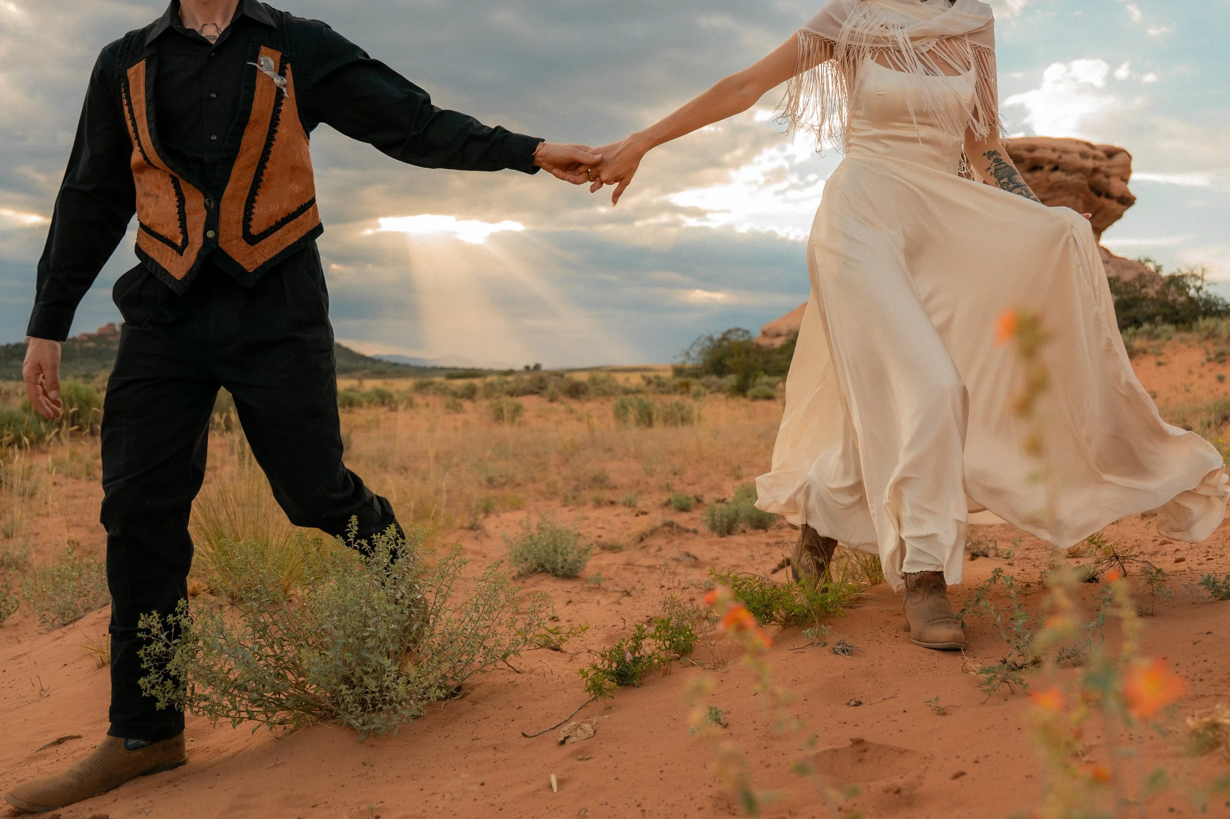 Engagement Photoshoot Southwest Cowboy Vibes