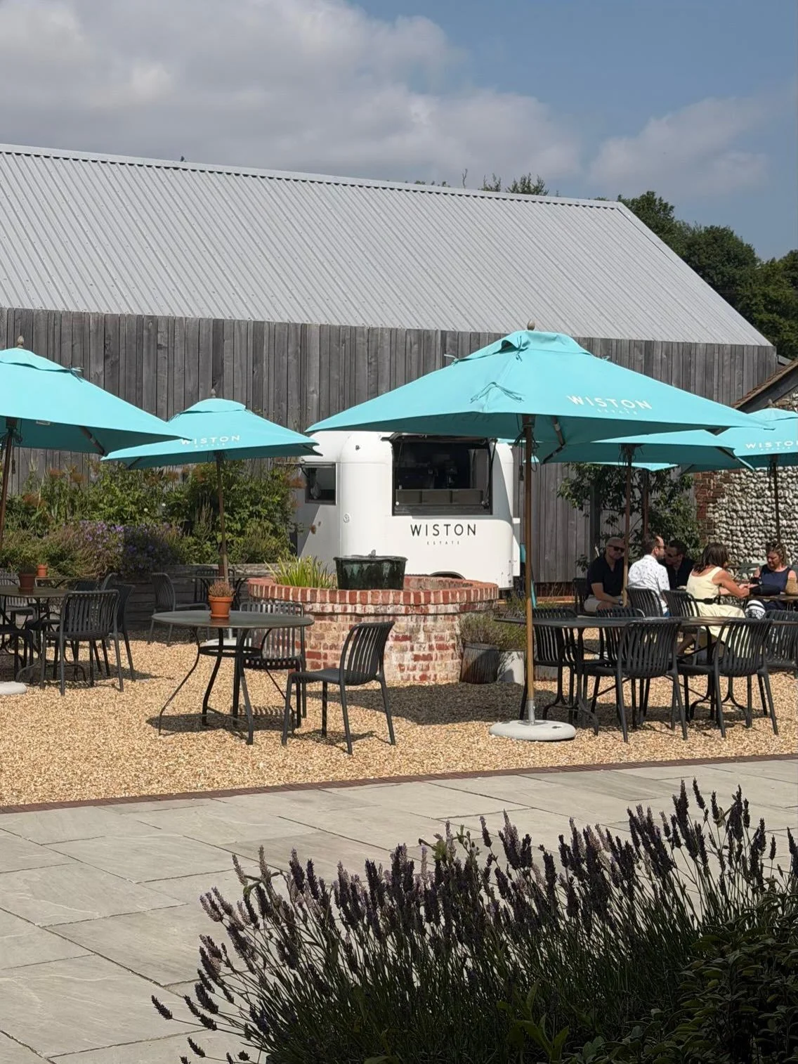 Photos of a summer trip to the incredible @wistonestate - a visit here should be on every sparkling wine lover&rsquo;s list! 

It has been a blisteringly hot summer in the south of England&hellip; but that could be music to the ears of the booming En