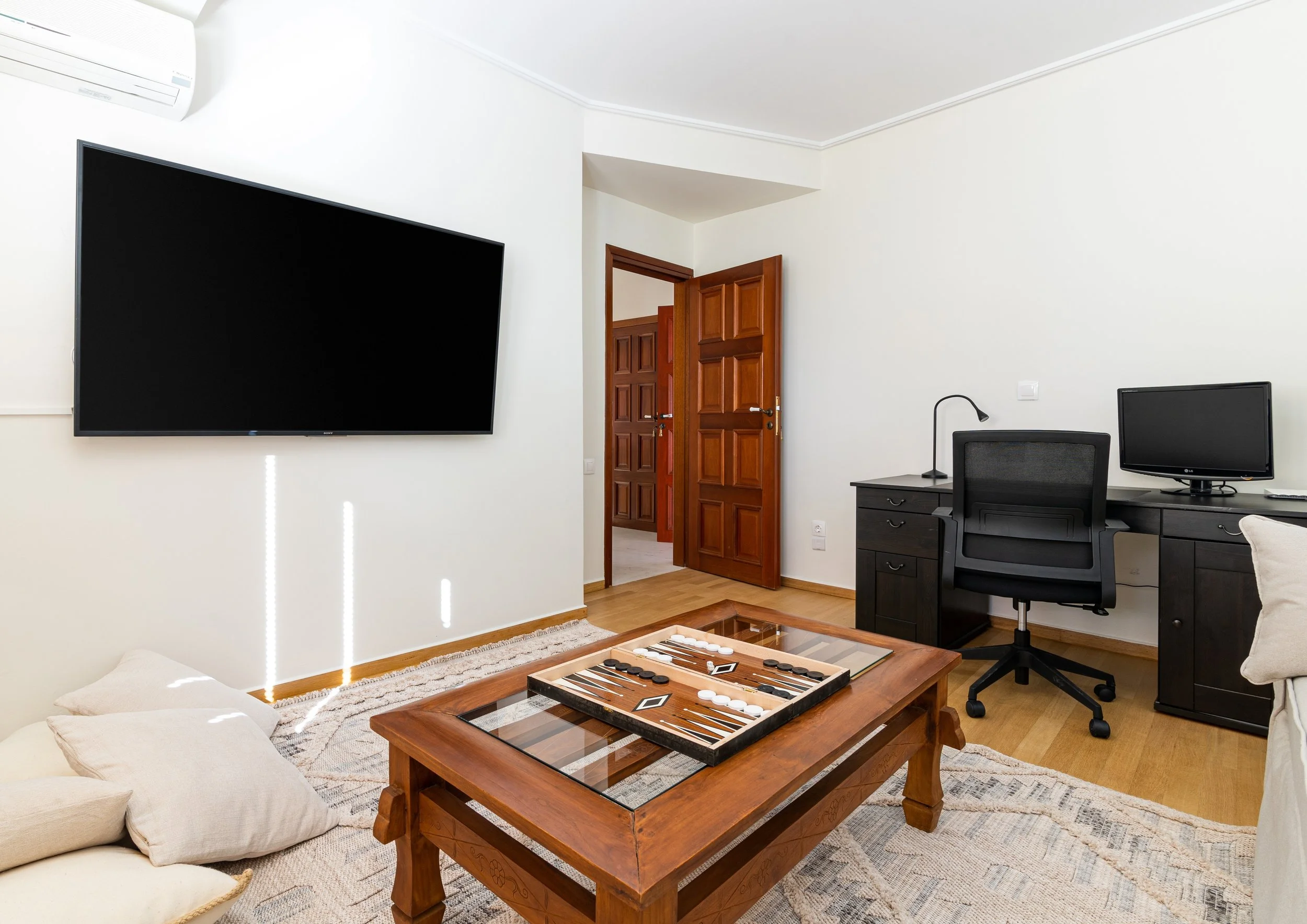 Office PlayRoom (4).jpg