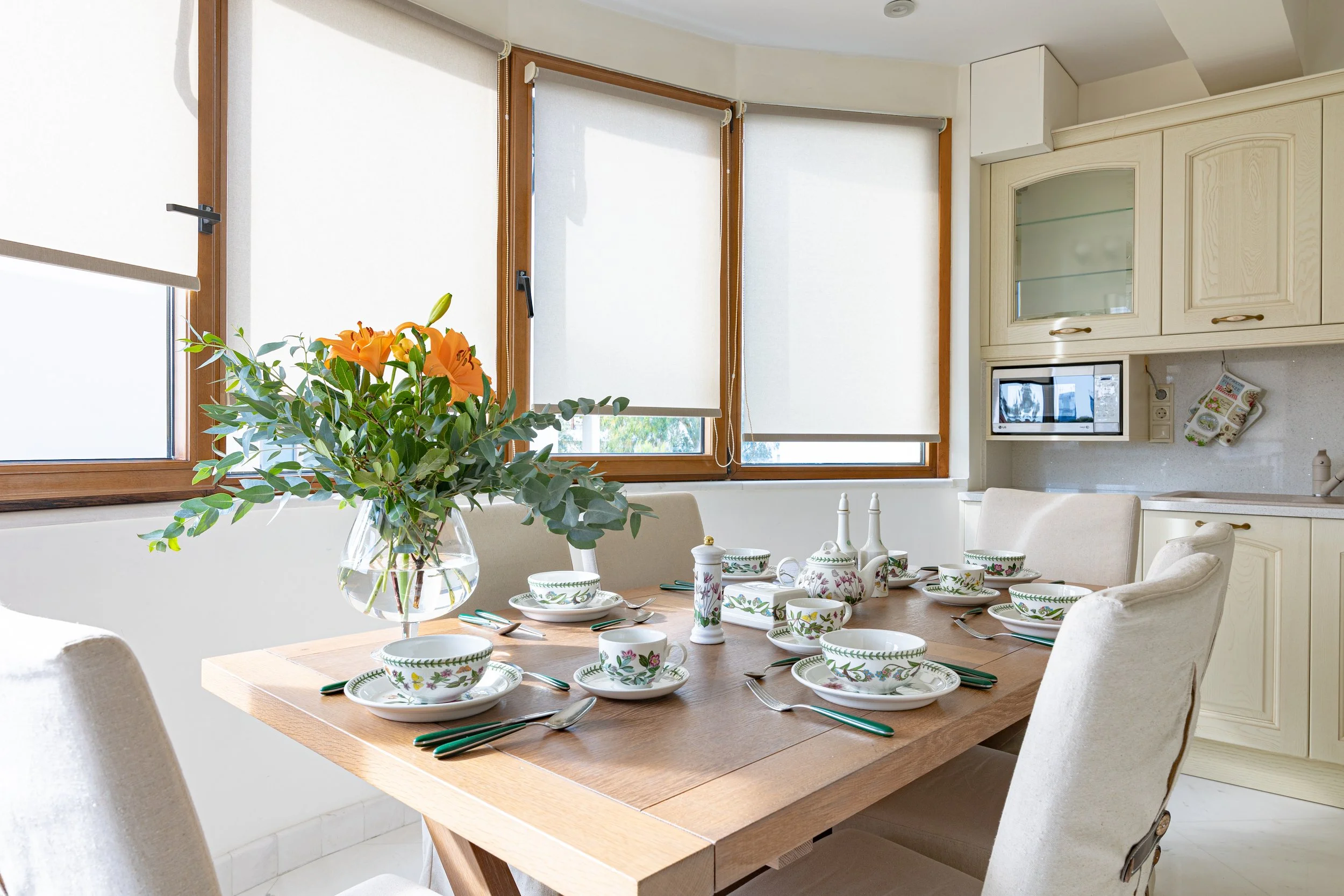 Kitchen (2nd floor) (2).jpg