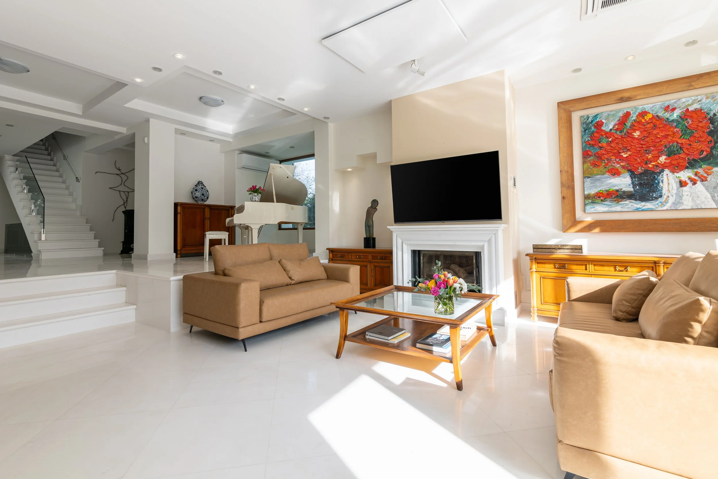 Living Room & Dining Area (2).jpg