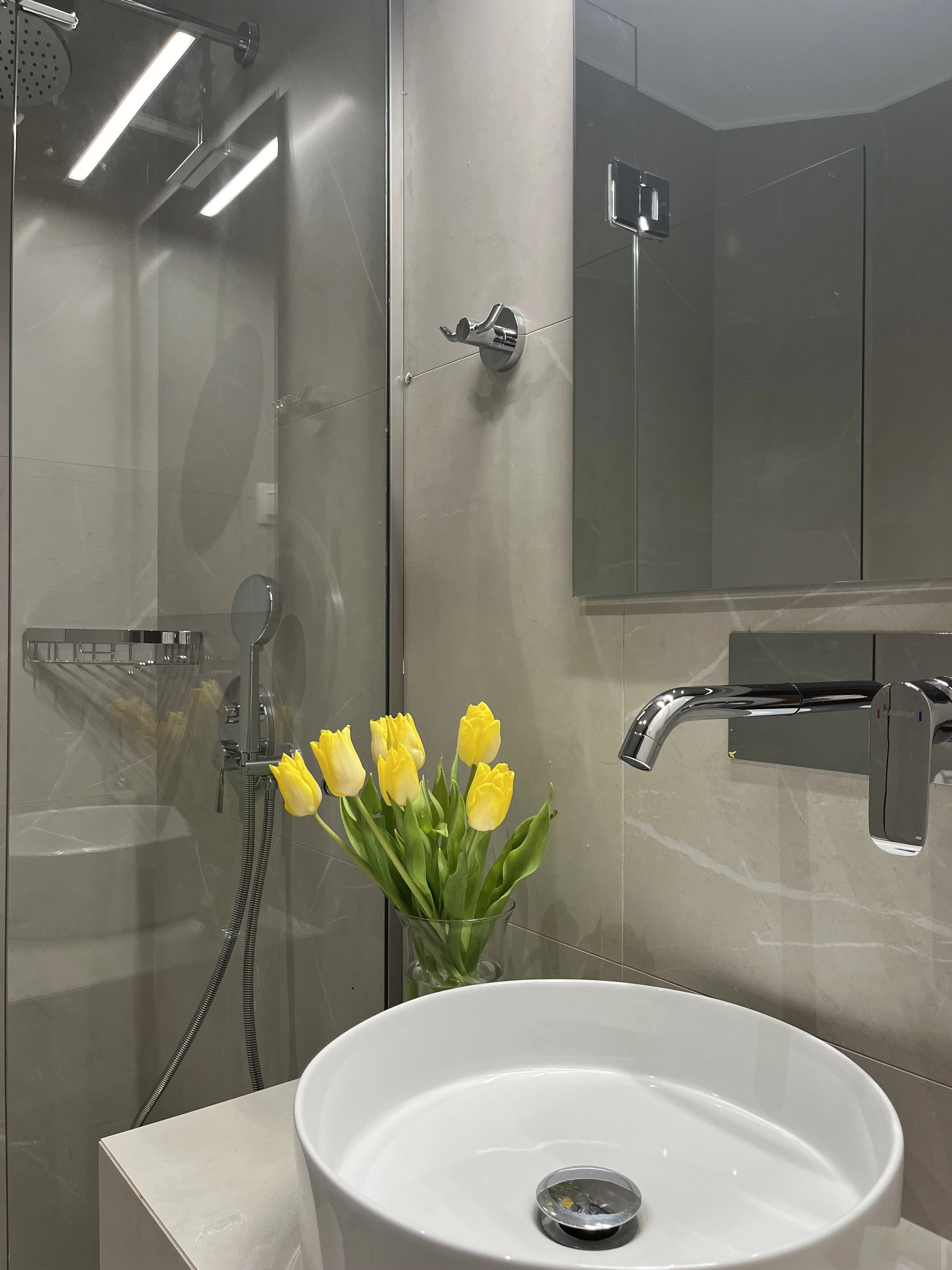 Common Bathroom (1).jpg