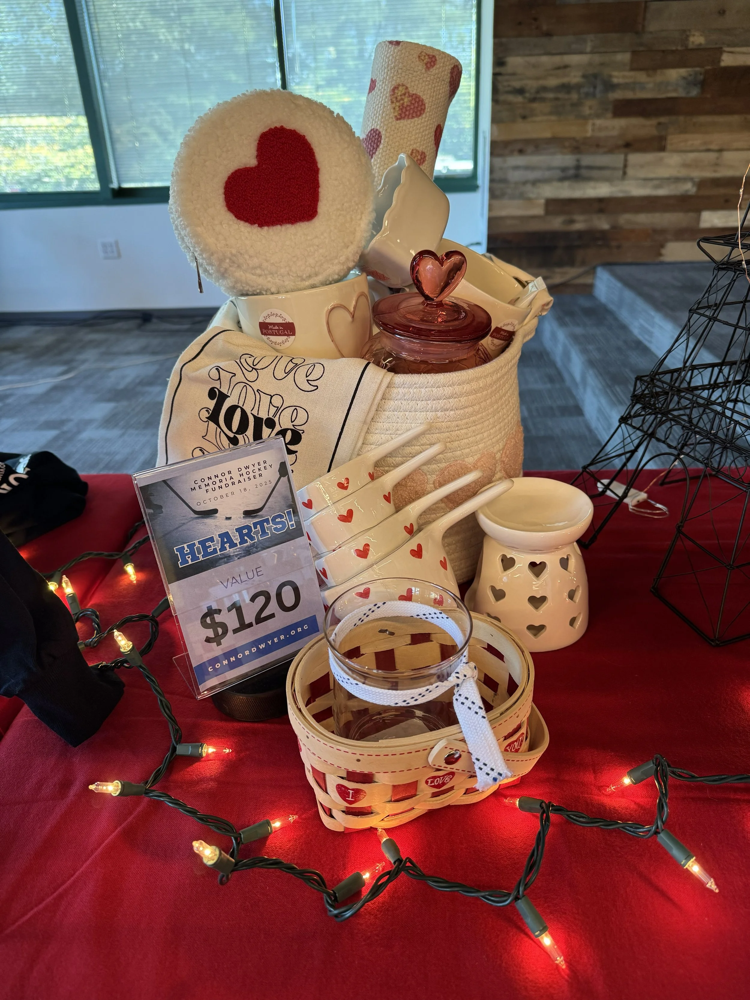 HeartsGiftBasketDisplay.jpeg