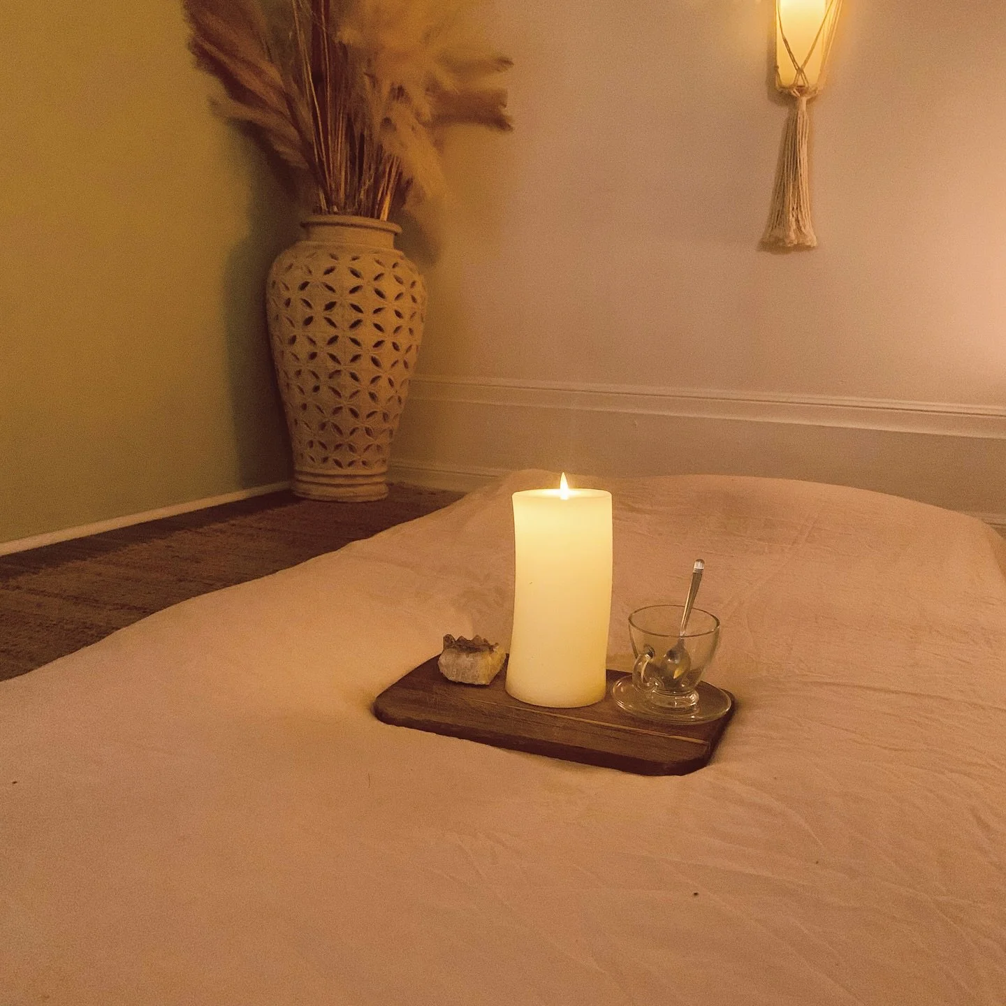 🌸 Your Invitation to Unfold
Ready to truly let go? Your space for deep rest and sensory connection is here. 👇

A deeply welcoming space designed just for you. Come as you are, and allow yourself to unfold and unravel in the sweetest, most sensual w