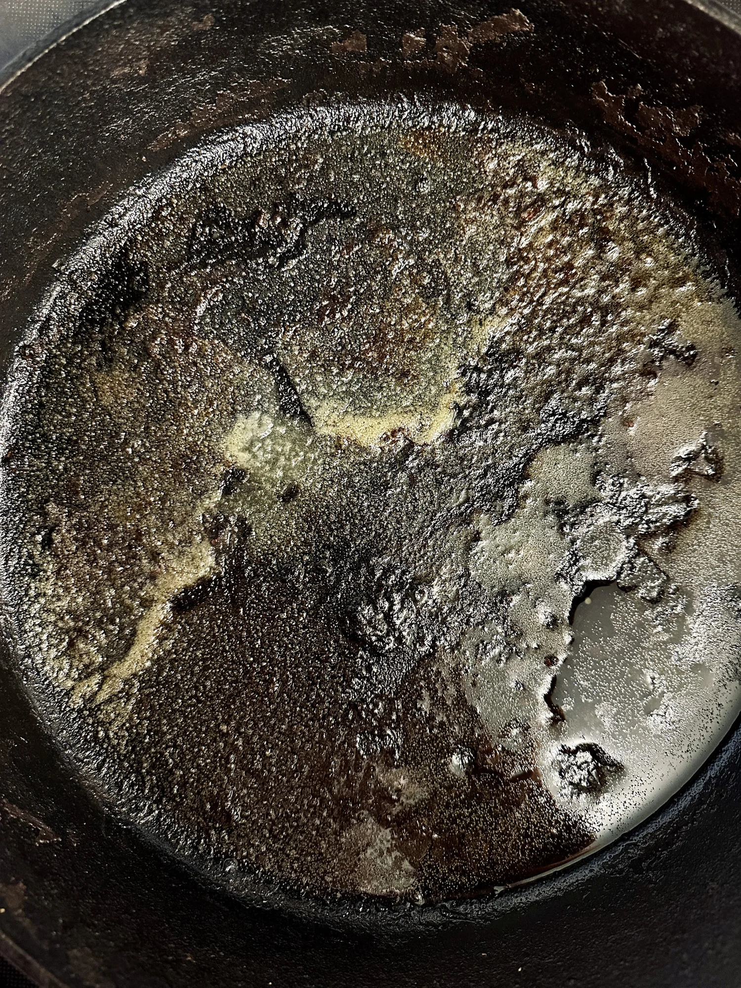 How To Clean Your Cast Iron Skillet — THE TEA & HONEY