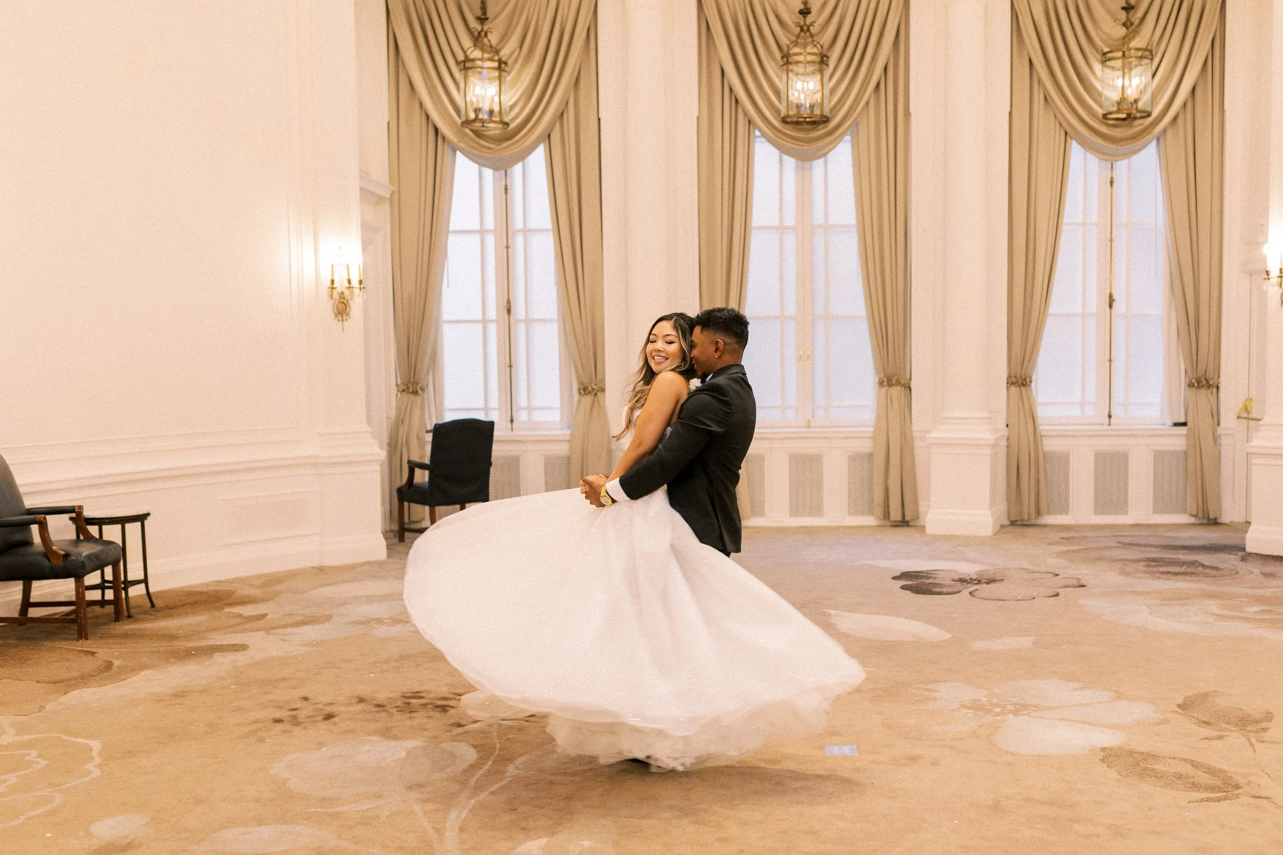 calgary-wedding-photographers-fairmont-palliser-hotel-nicole-sarah-JL-891.jpg