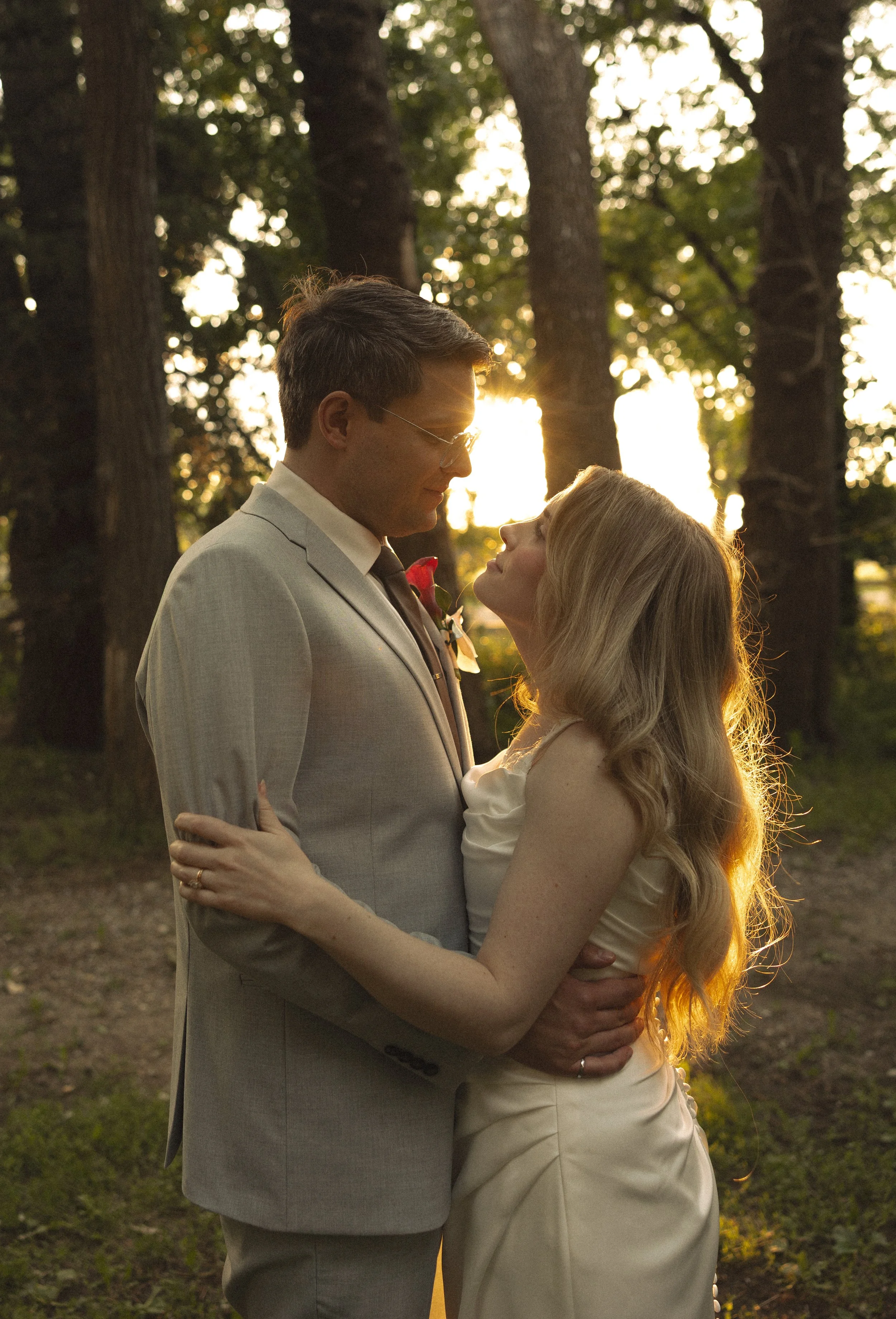 bride and groom at the norland historic estate