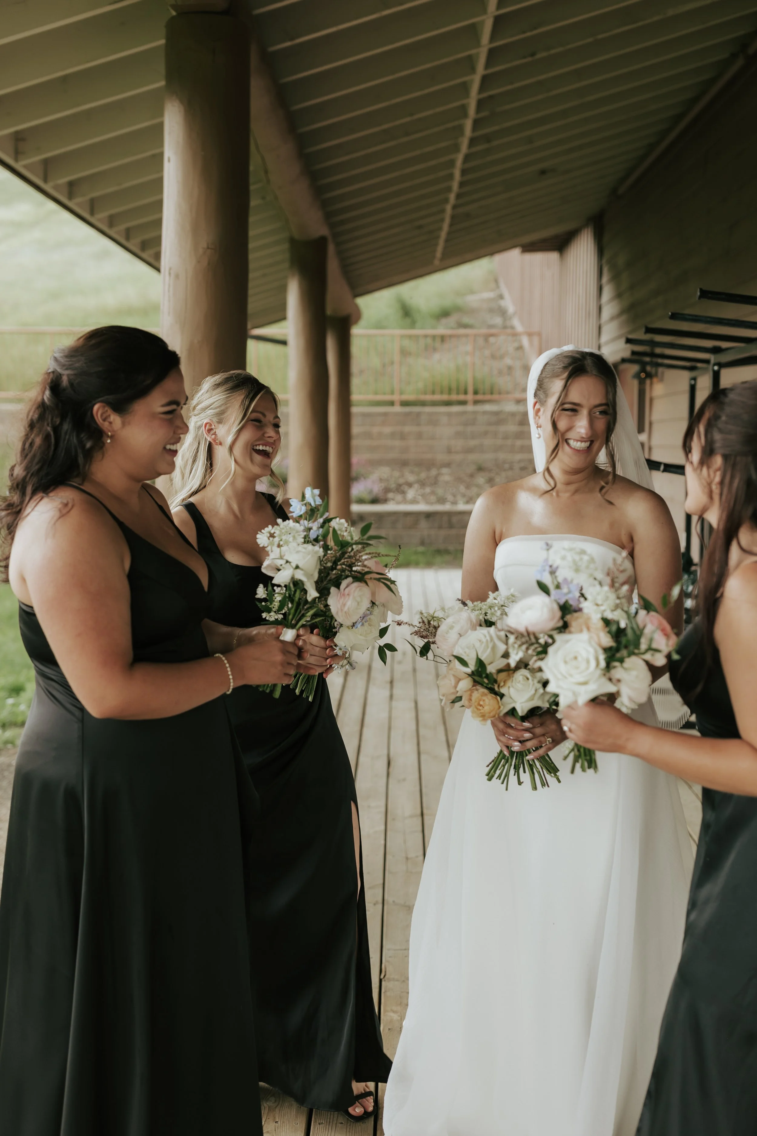 AlyssaWrightPhoto-CalgaryWedding-MaddieCasey-404.jpg