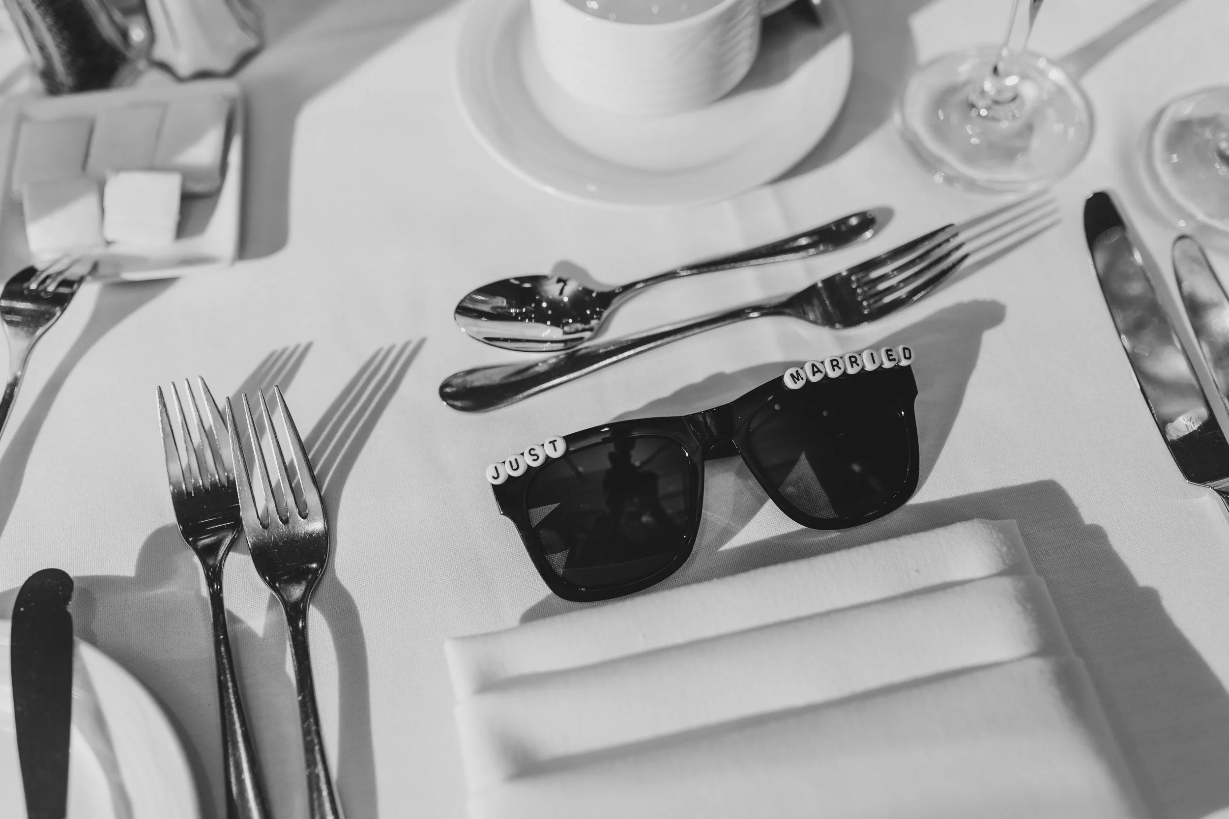 calgary-wedding-photographers-fairmont-palliser-hotel-nicole-sarah-JL-884.jpg