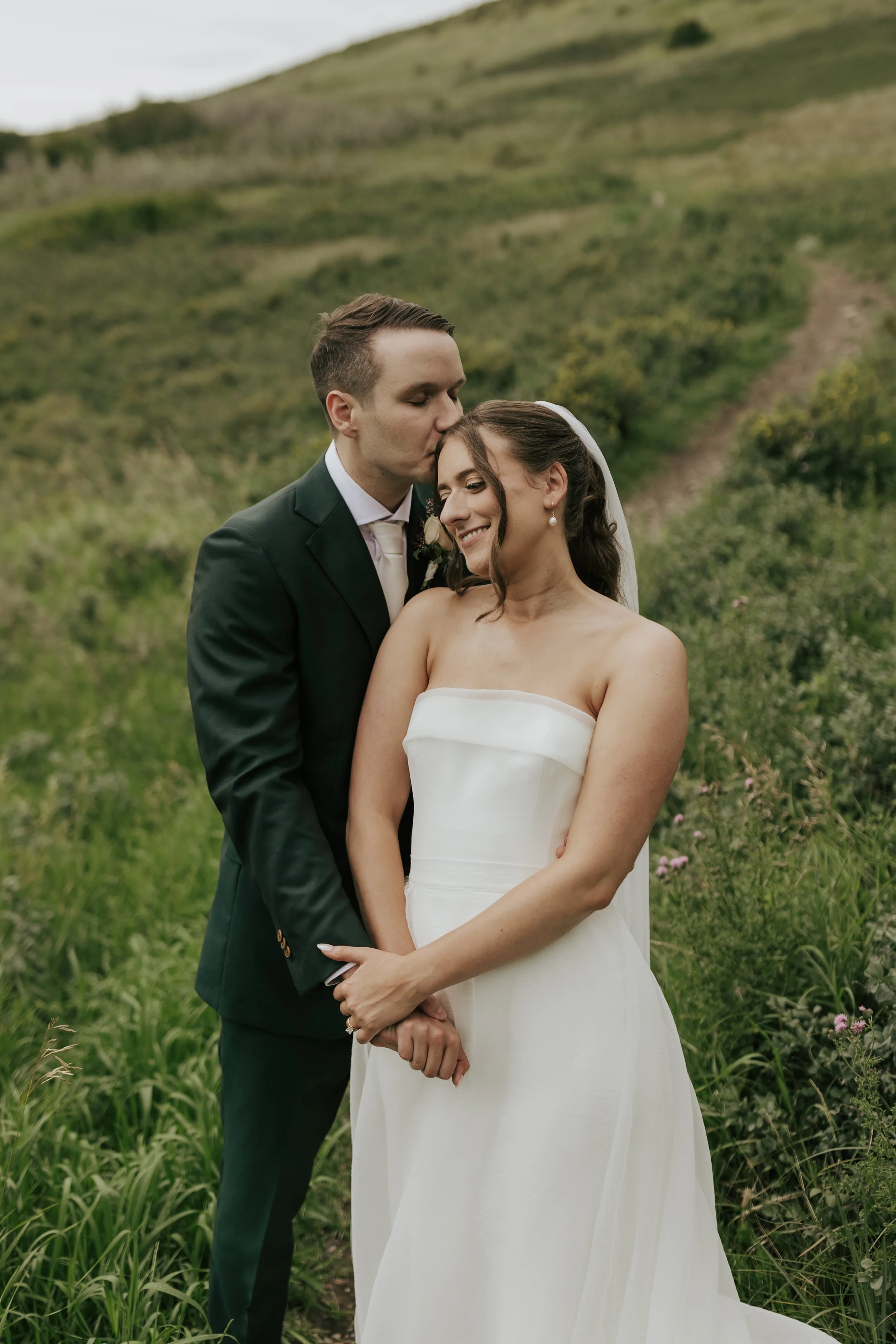 AlyssaWrightPhoto-CalgaryWedding-MaddieCasey-541.jpg