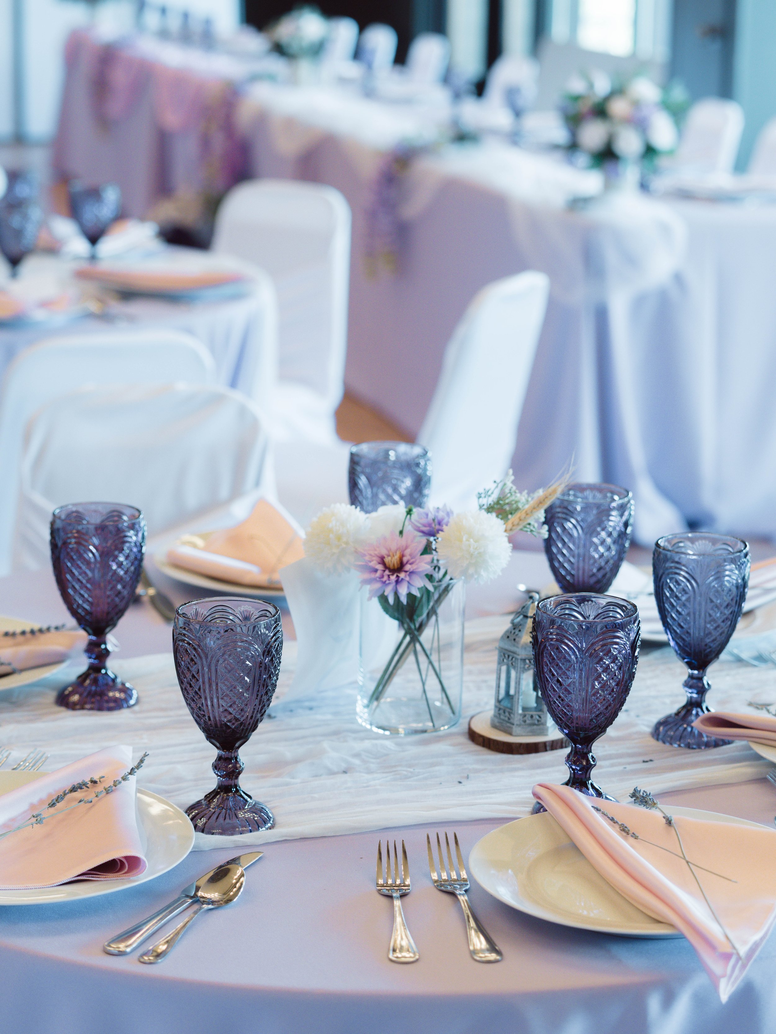 purple wedding reception table