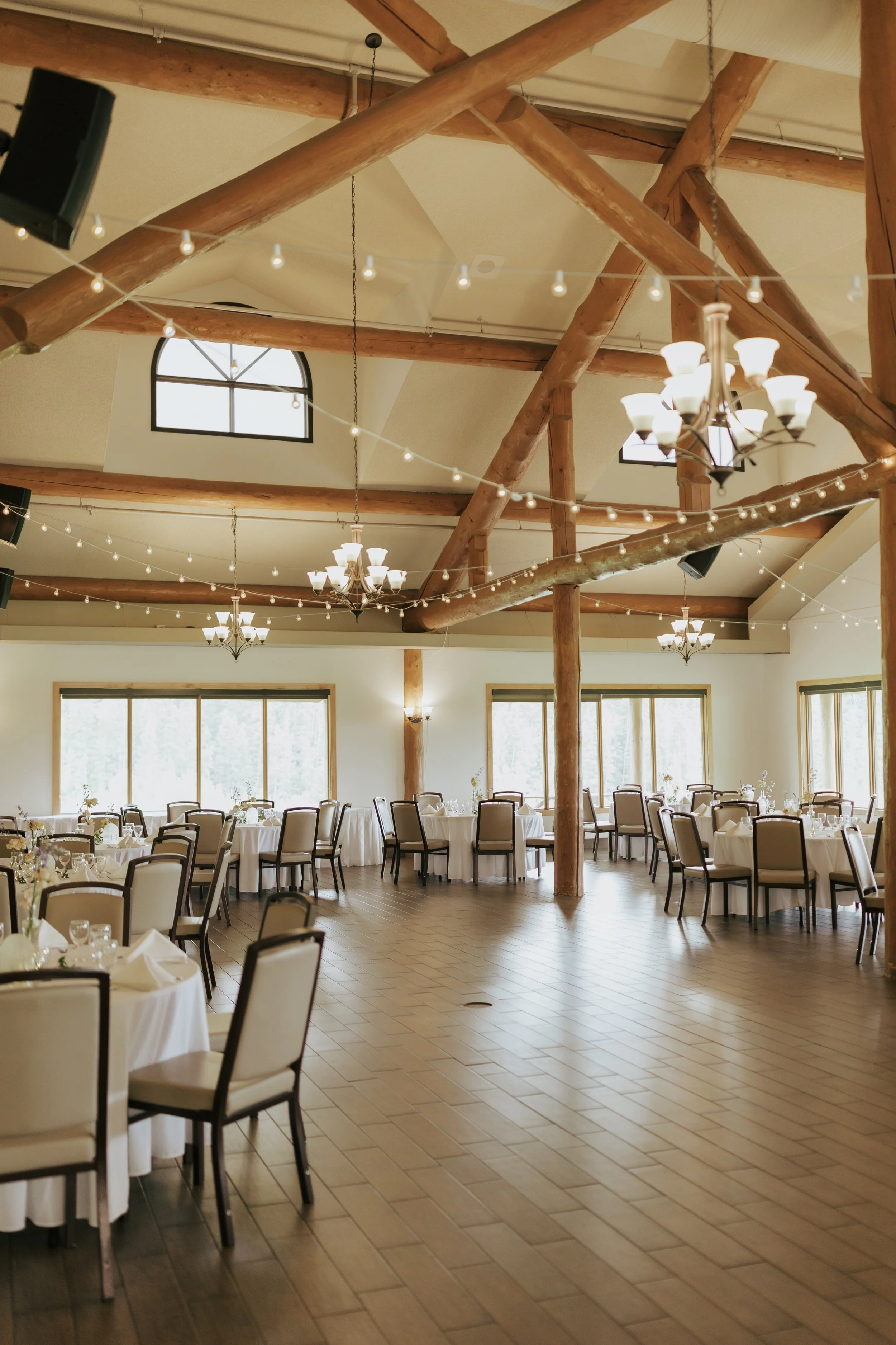 AlyssaWrightPhoto-CalgaryWedding-MaddieCasey-974.jpg