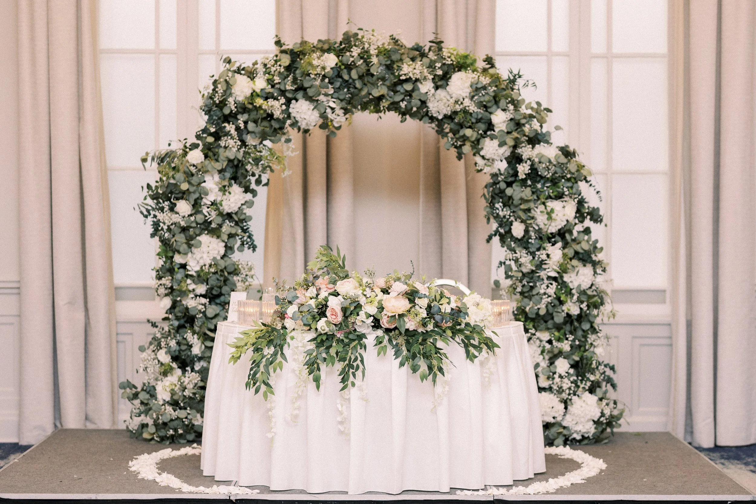 calgary-wedding-photographers-fairmont-palliser-hotel-nicole-sarah-JL-880.jpg