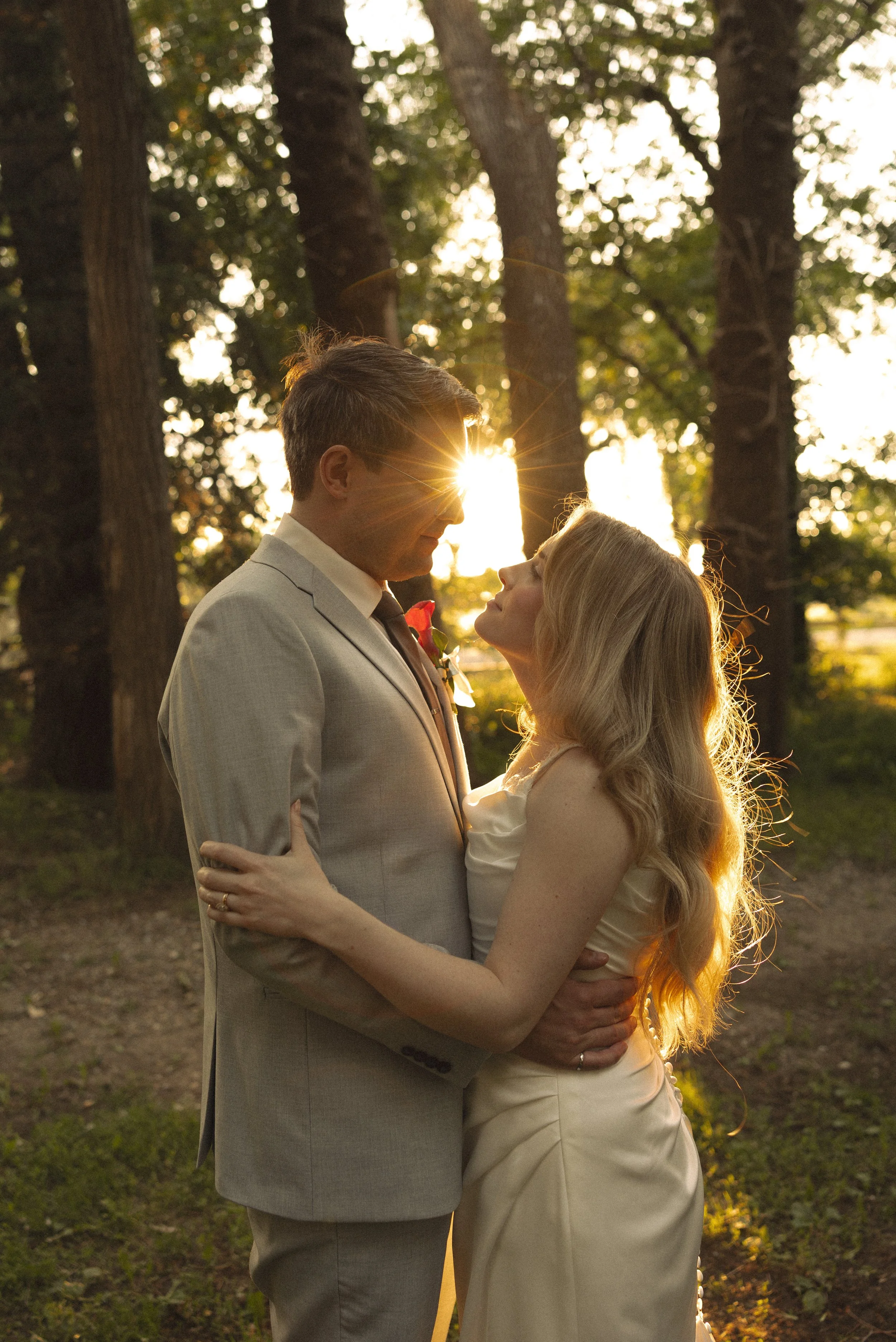 bride and groom at the norland historic estate