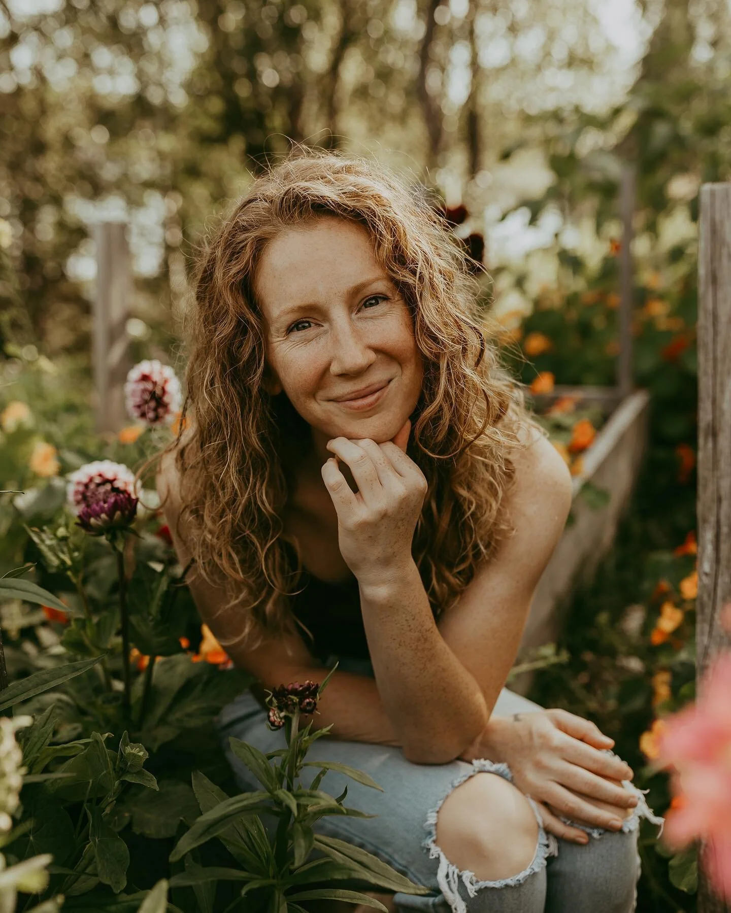 Hey, I'm Lauren! I wasn&rsquo;t really sure what my goal was when starting this page. To be honest, I'm still figuring things out. I have a million ideas and projects I want to explore. Flower farming has been my latest fixation! It's so rewarding to