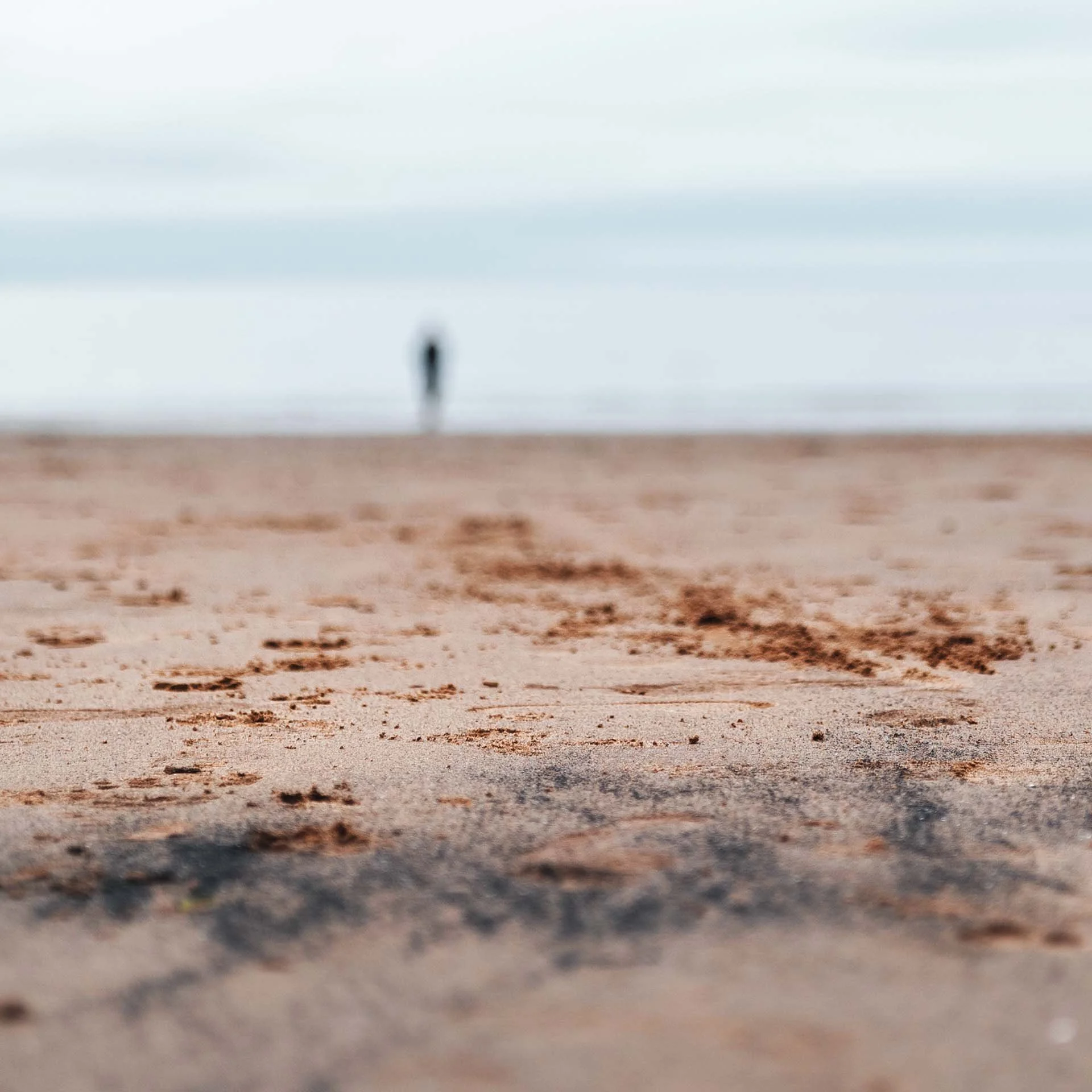 Distant Figures-Portobello Beach-01.jpg