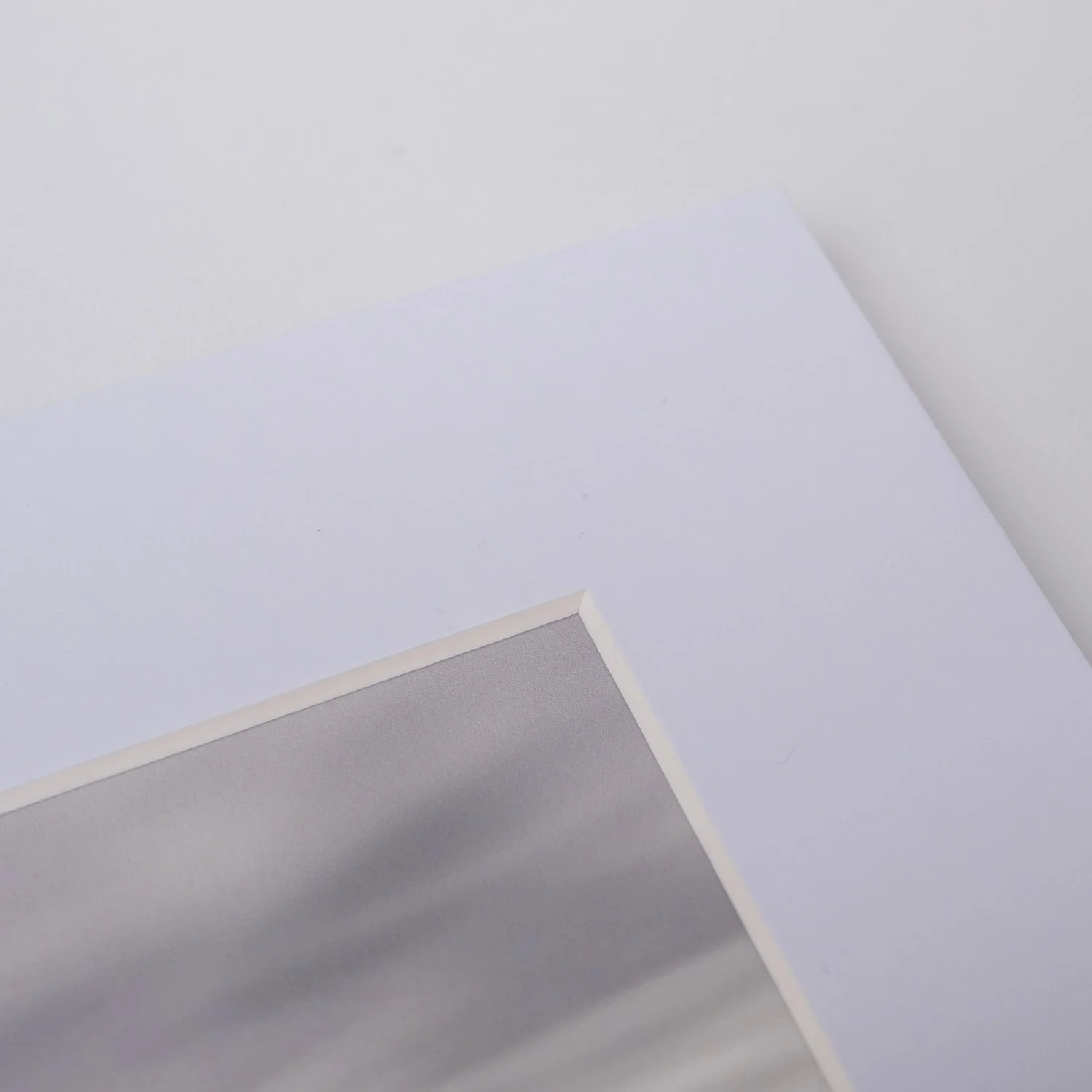 hold-hahnemuhle-photo-rag-308-paper-detail
.jpg