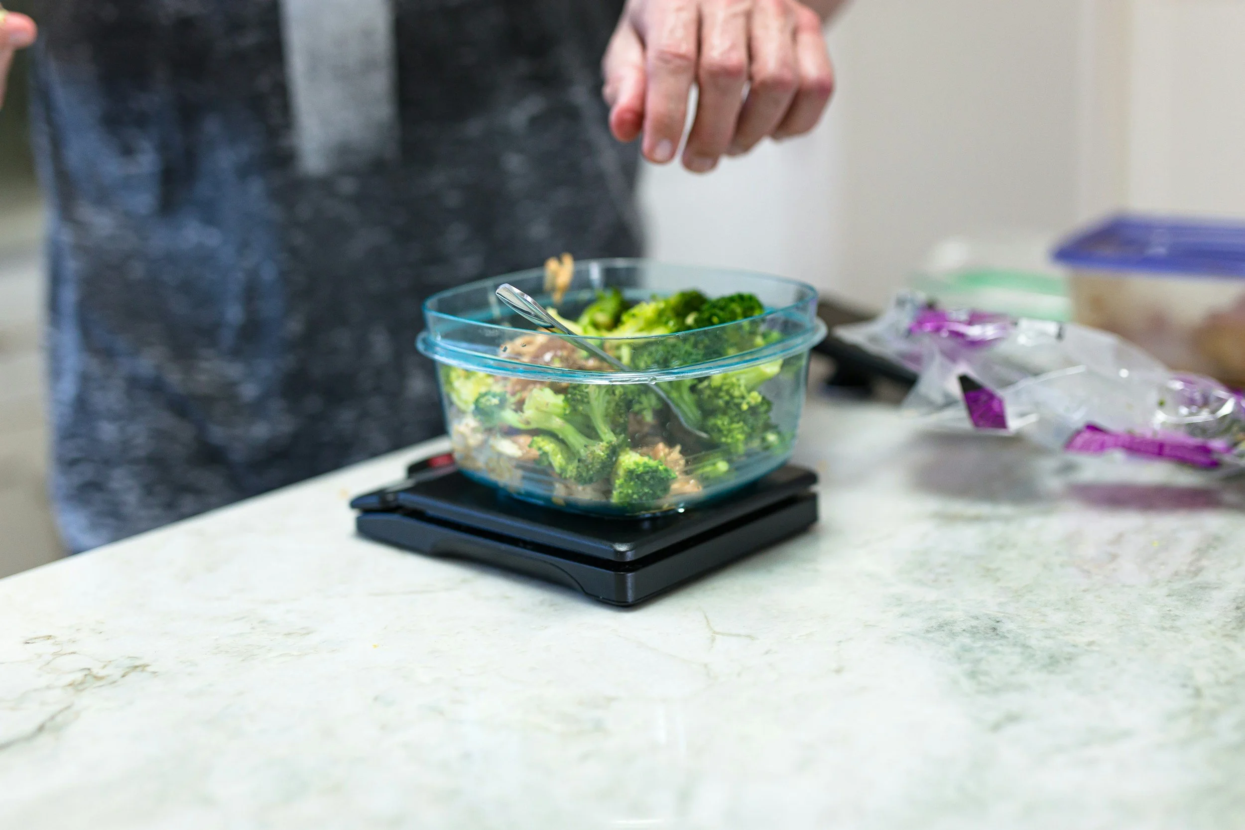 Why Am I Not Losing Weight in a Calorie Deficit? 9 Tracking Mistakes That Add Up