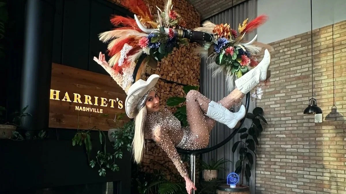 Whiskey Barrel Aerialist 12.jpg