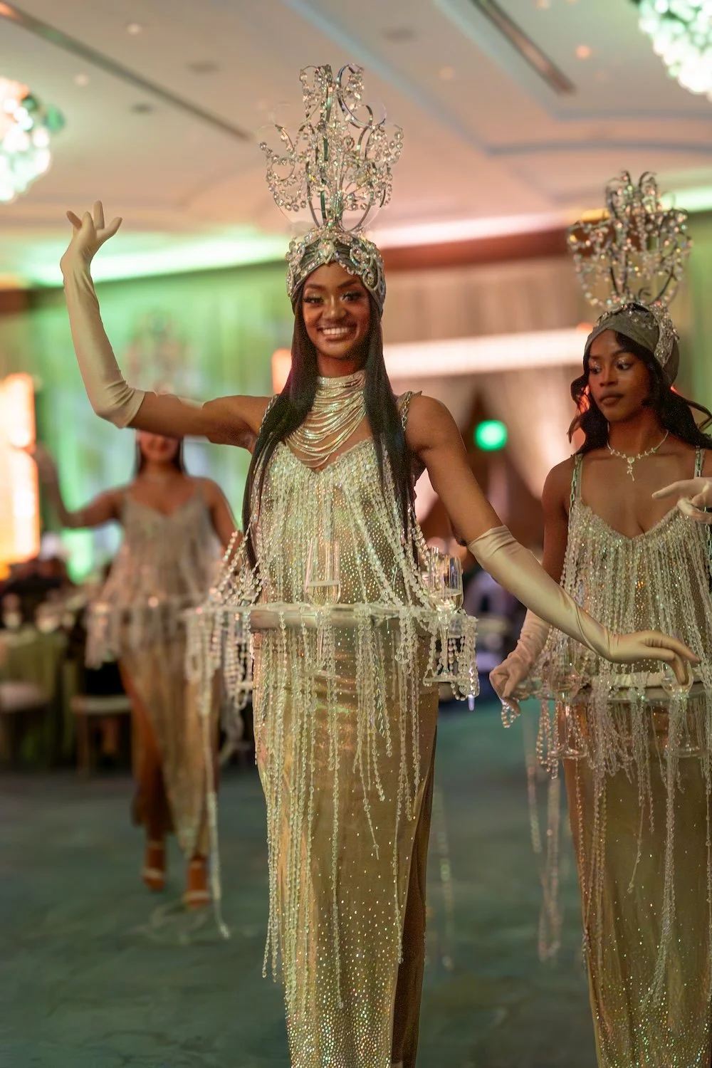 Luxury Strolling Champagne Greeters
