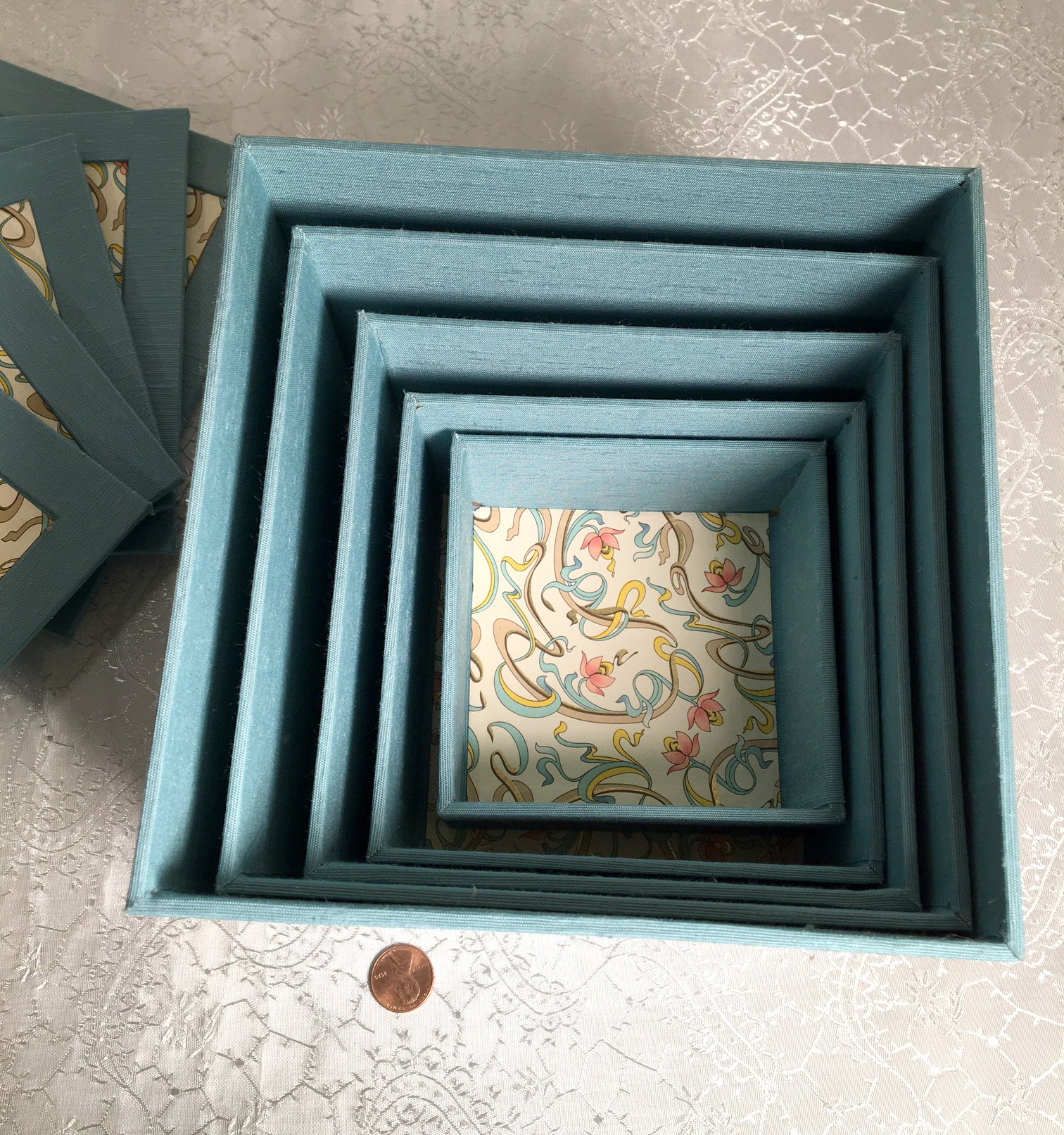 https://i.etsystatic.com/13144215/r/il/60712f/3727054696/il_fullxfull.3727054696_mver.jpg