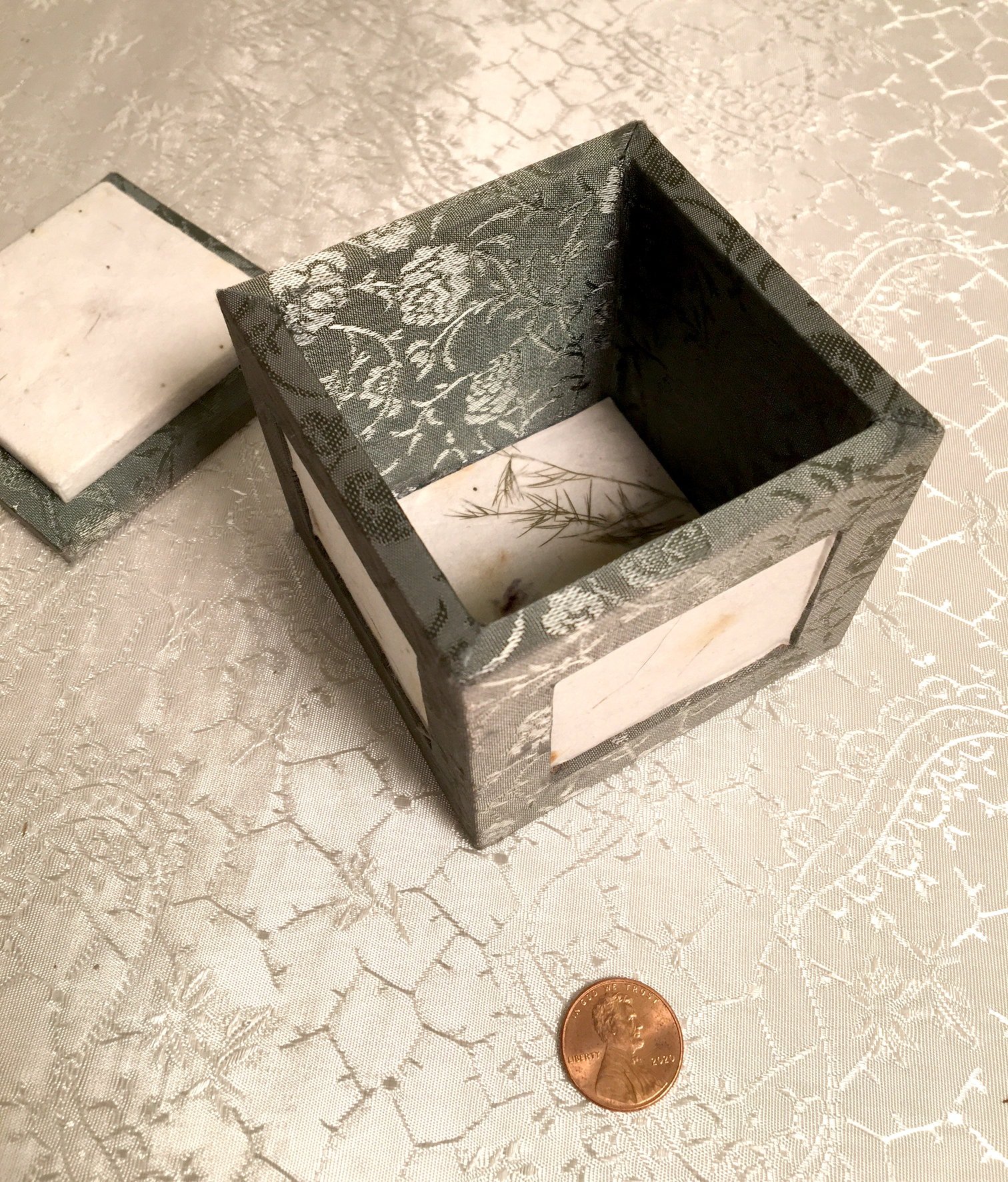 https://i.etsystatic.com/13144215/r/il/d266d1/3744256833/il_fullxfull.3744256833_7ndd.jpg