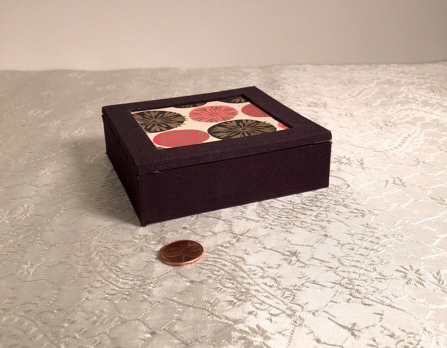 https://i.etsystatic.com/13144215/r/il/373945/3753857397/il_fullxfull.3753857397_cp78.jpg